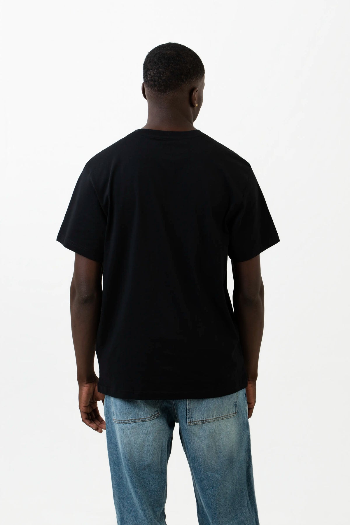 CAMISETA MANGA CORTA COLOR NEGRO