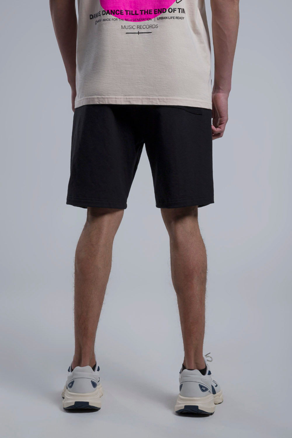 BERMUDA JOGG COLOR NEGRO - QST