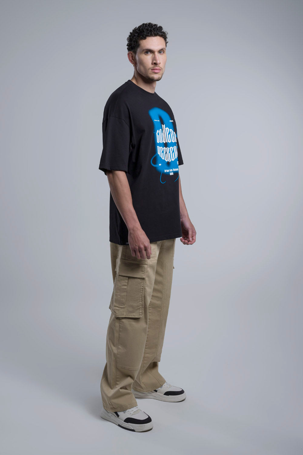QST112240022-19-3.jpg