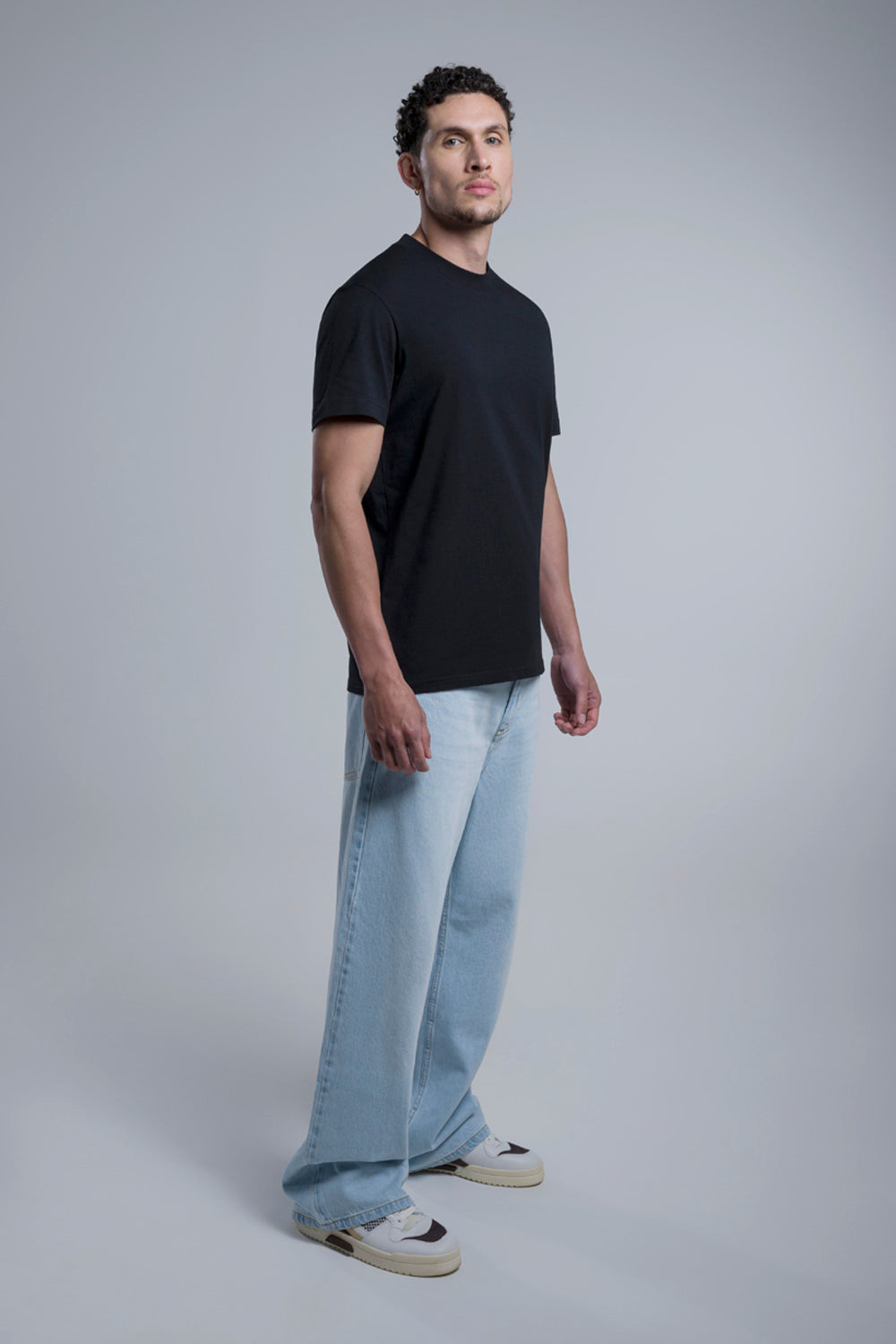 CAMISETA MANGA CORTA COLOR NEGRO - QST