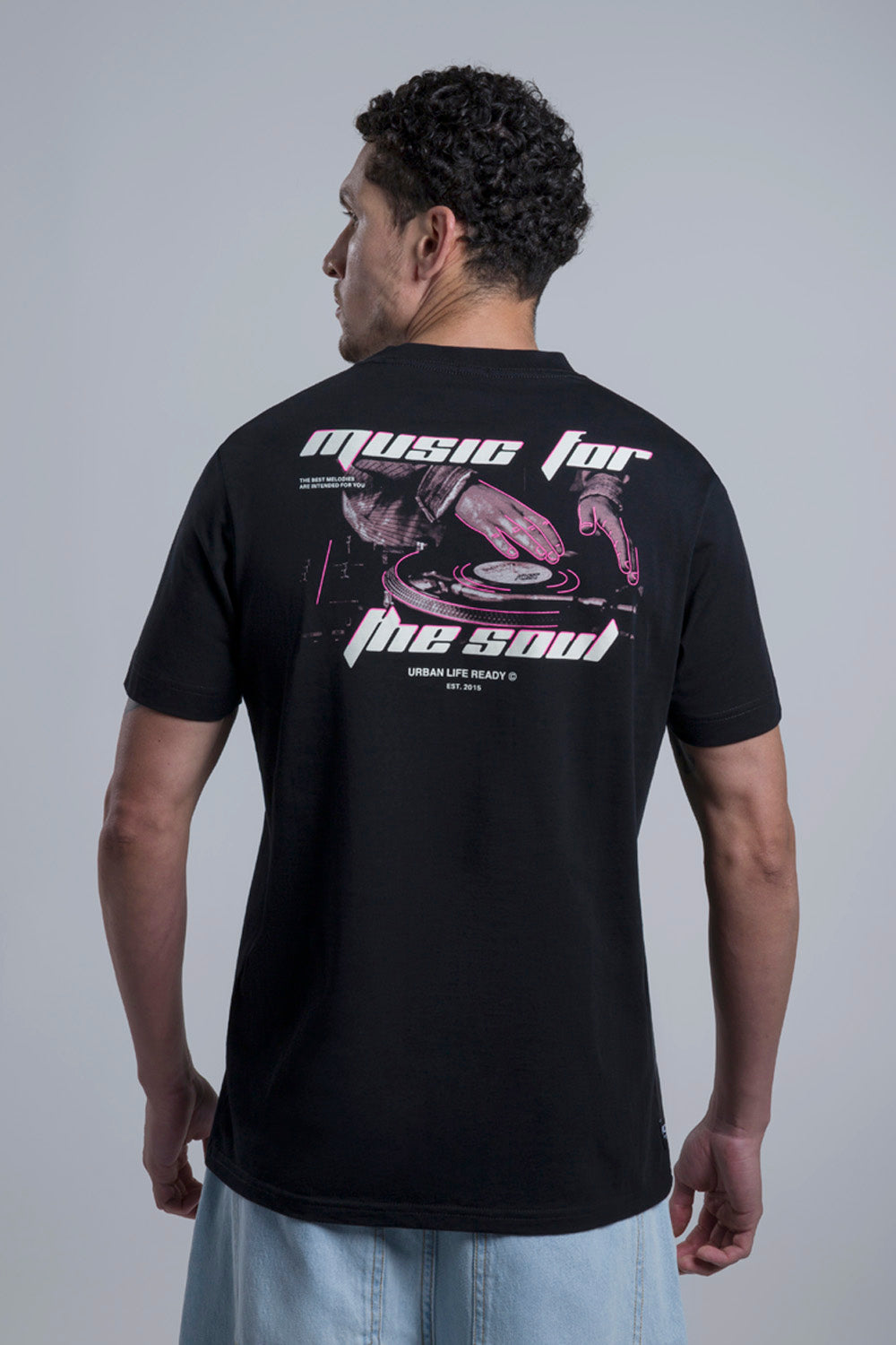 CAMISETA MANGA CORTA COLOR NEGRO - QST