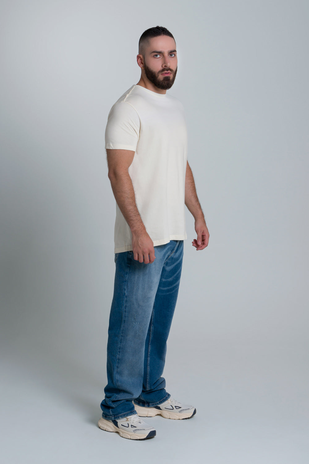 CAMISETA ESTAMPADO LOCALIZADO COLOR IVORY - QST