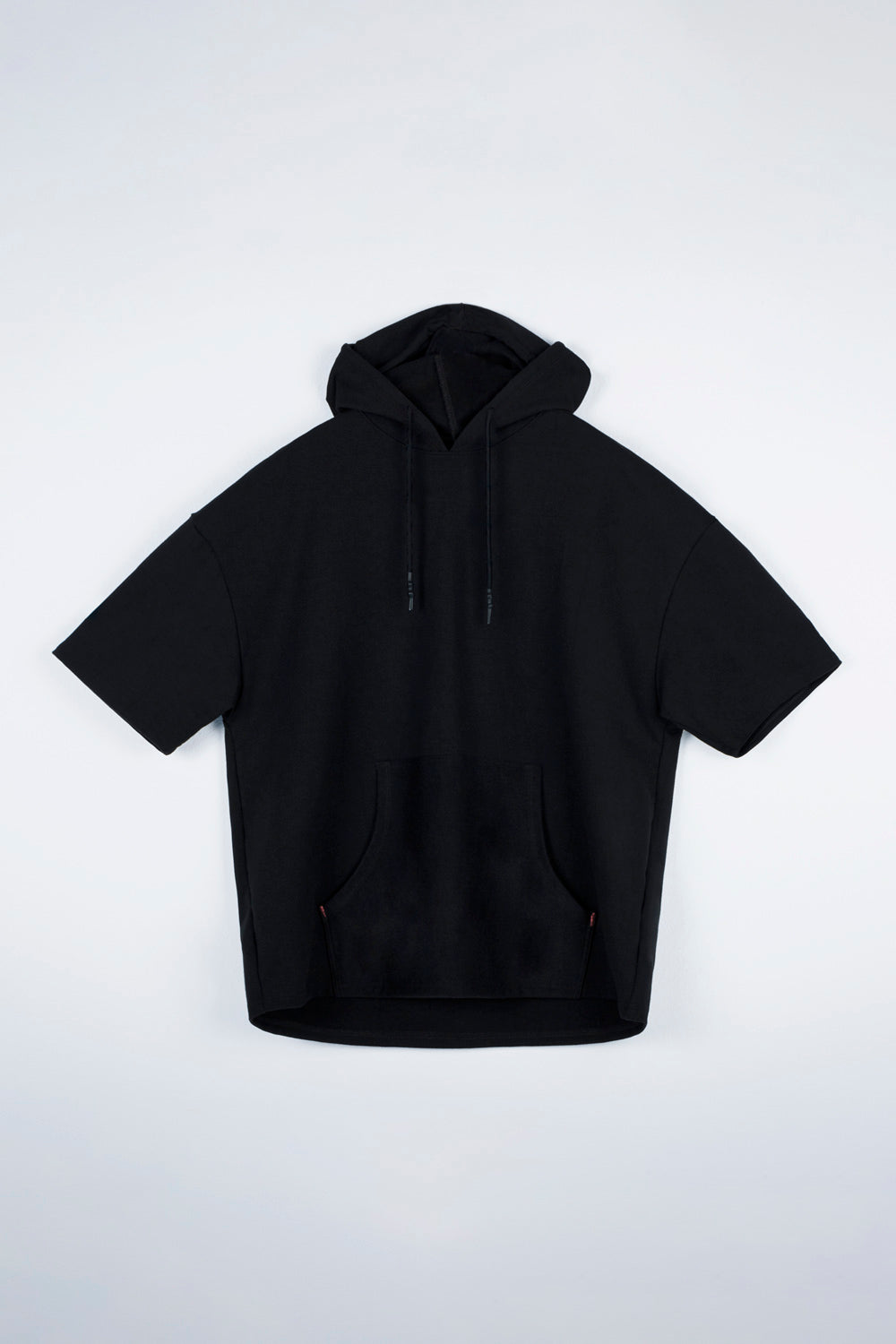 BUZO CERRADO COLOR NEGRO - QST