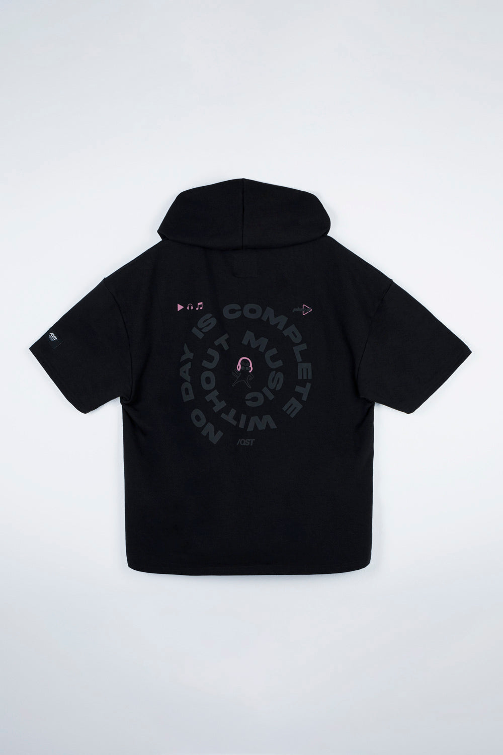 BUZO CERRADO COLOR NEGRO - QST