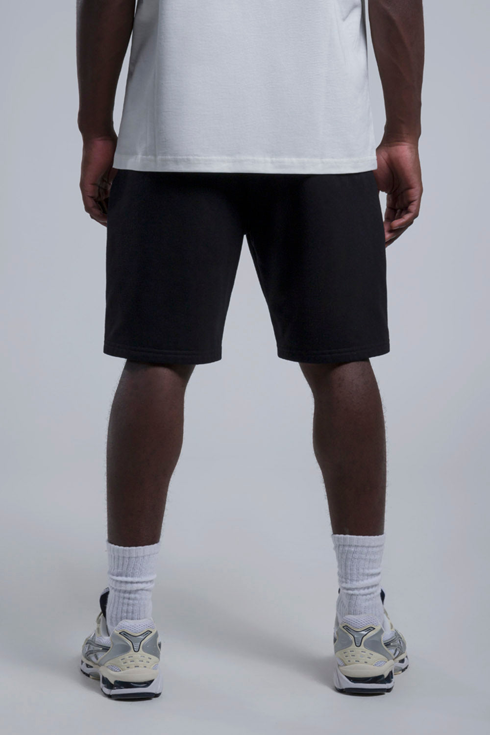 BERMUDA JOGG COLOR NEGRO - QST