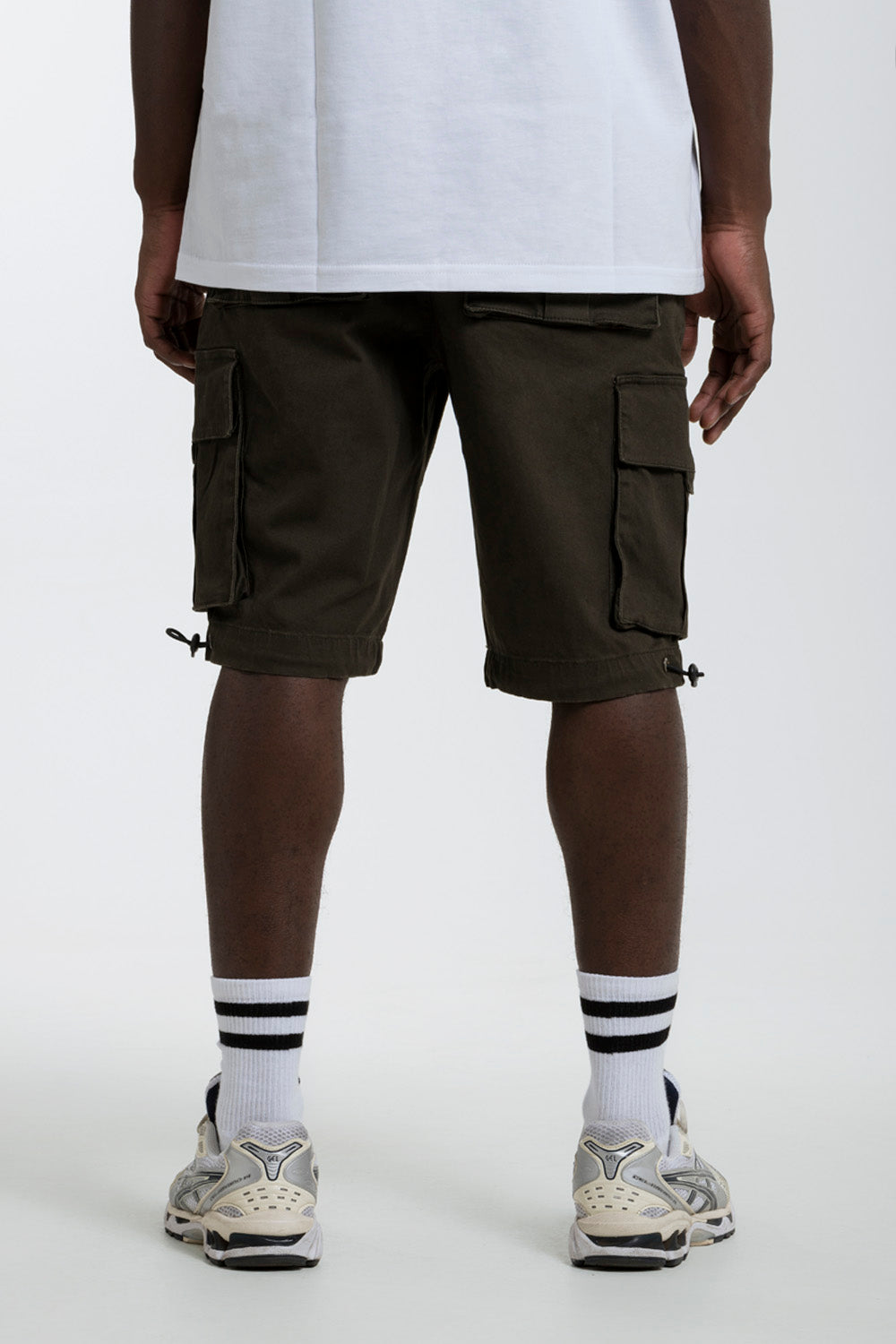 BERMUDA JOGG COLOR VERDE MILITAR - QST