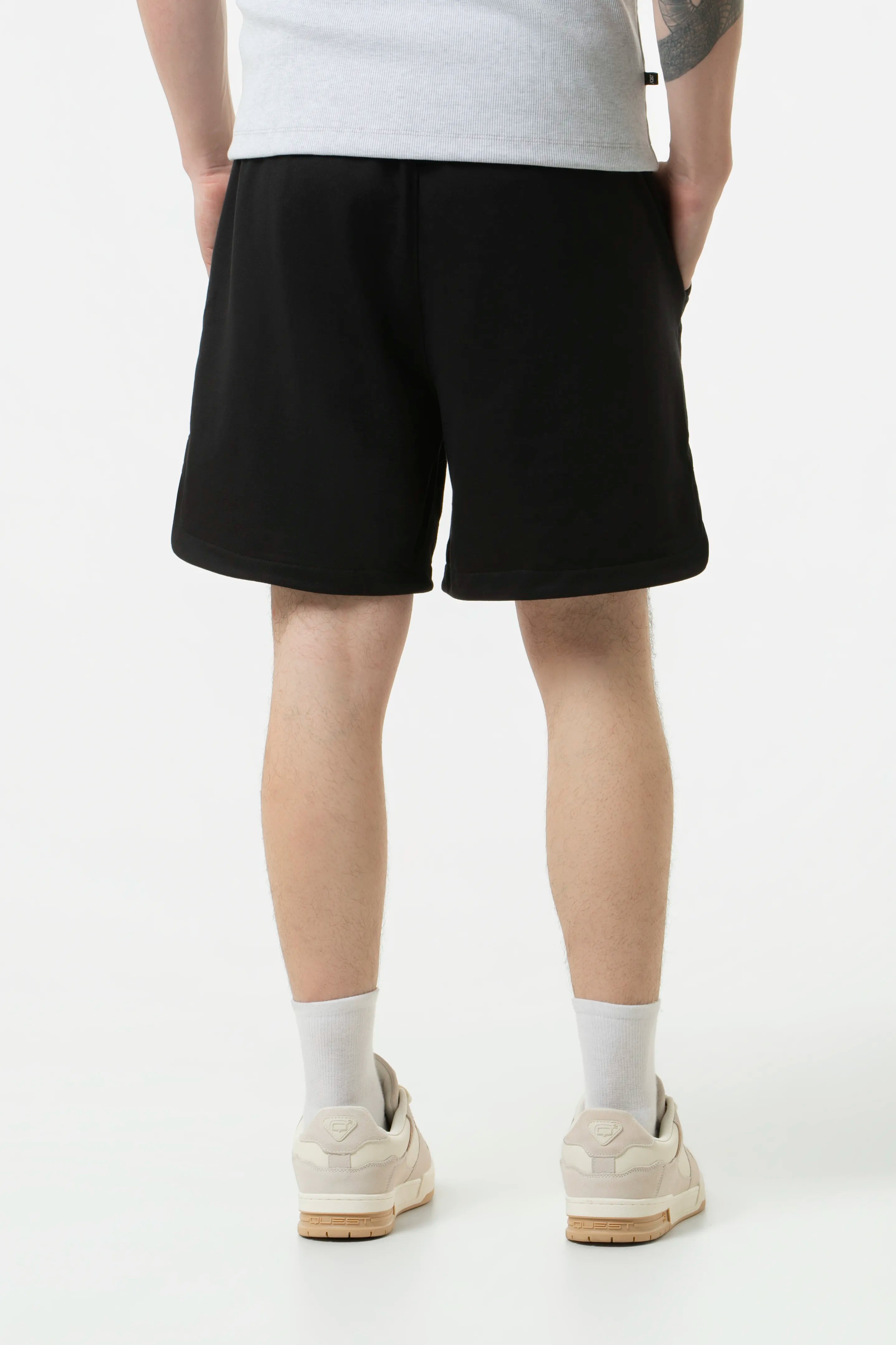 BERMUDA JOGG COLOR NEGRO
