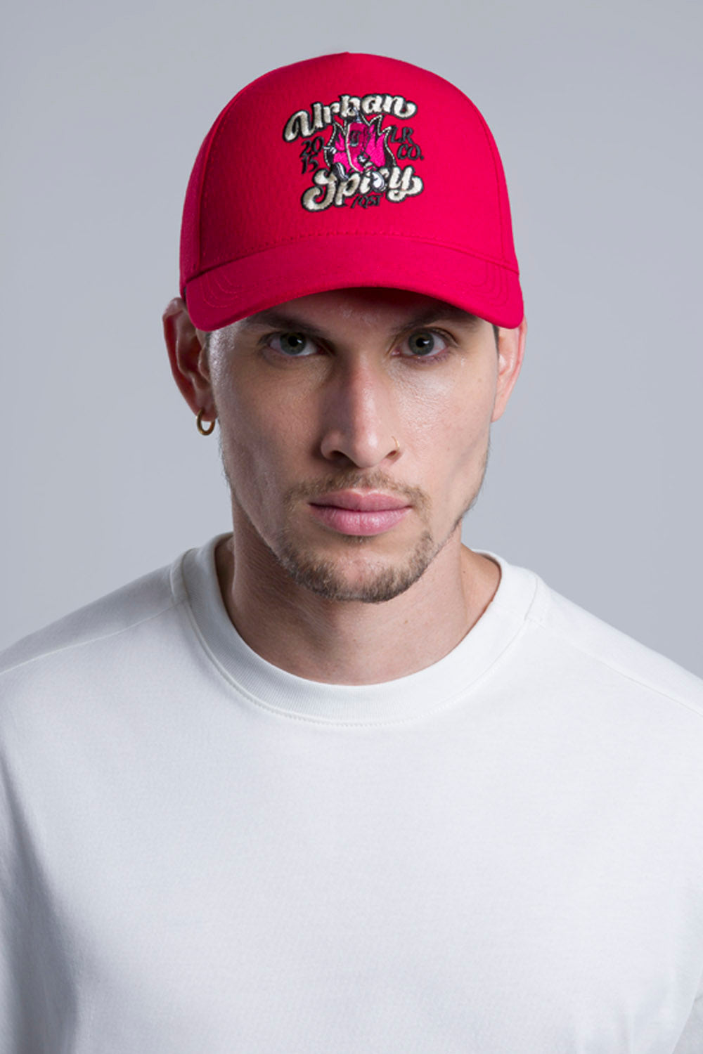 GORRA BEISBOLERA COLOR ROJO