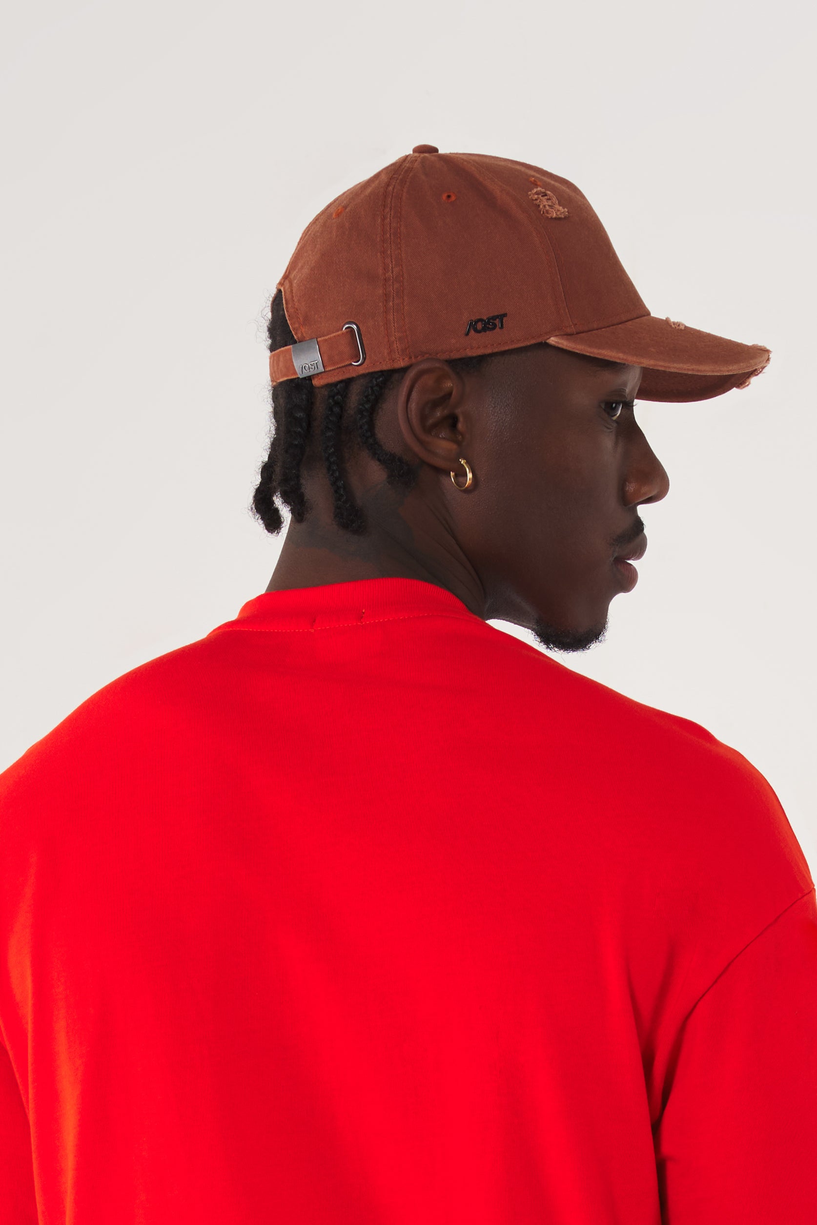 GORRA BEISBOLERA COLOR CHERRY - QST