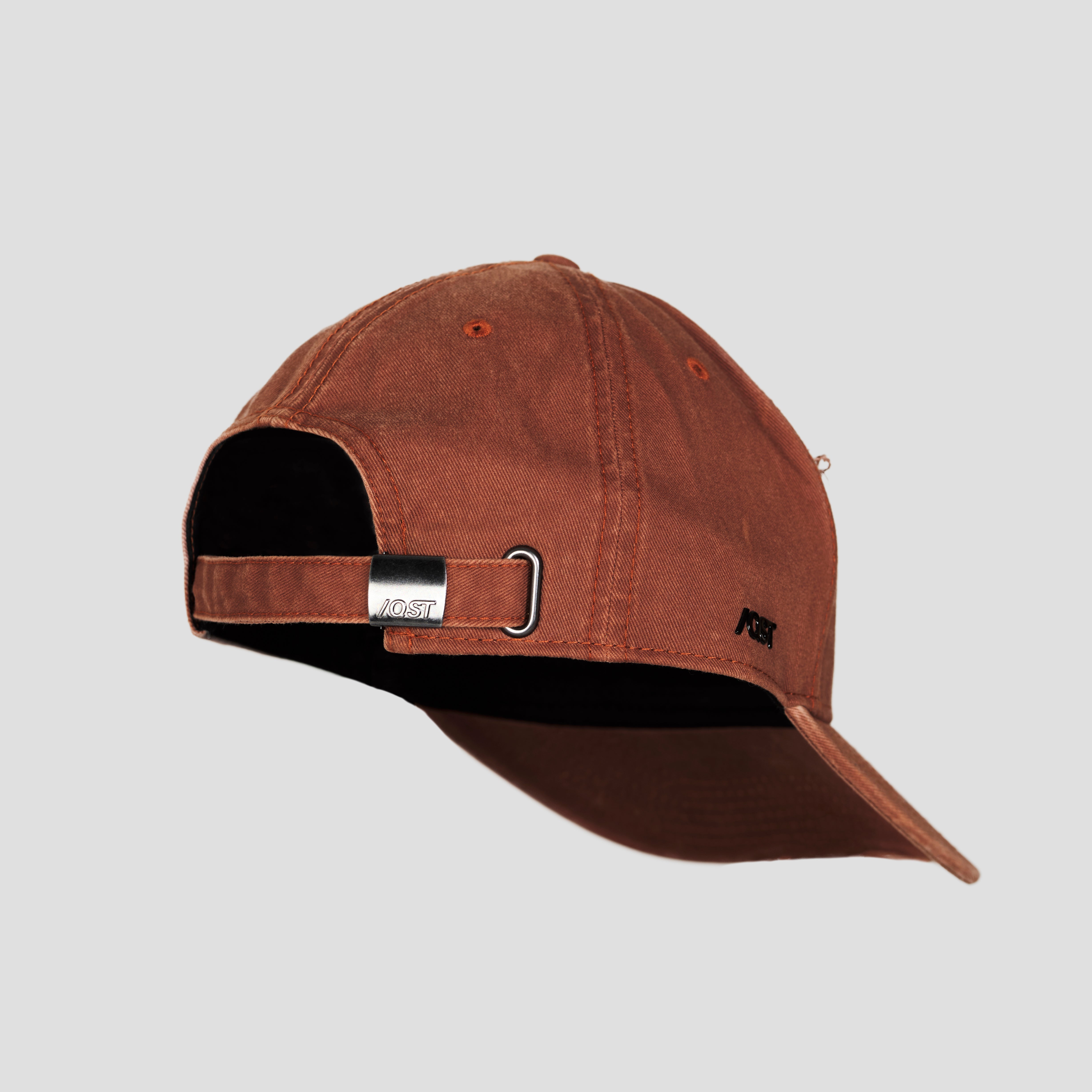 GORRA BEISBOLERA COLOR CHERRY - QST