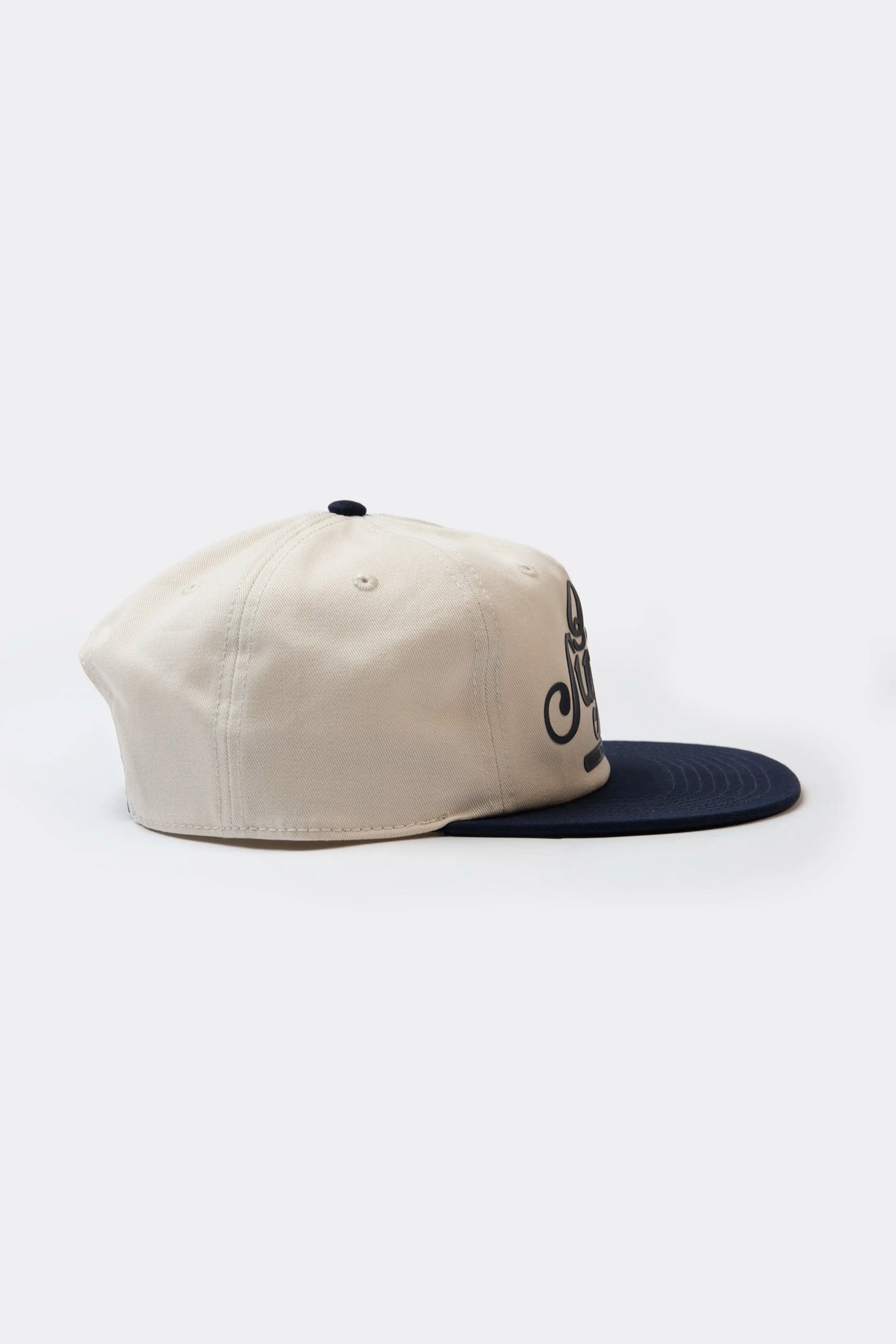 GORRA PLANA COLOR IVORY