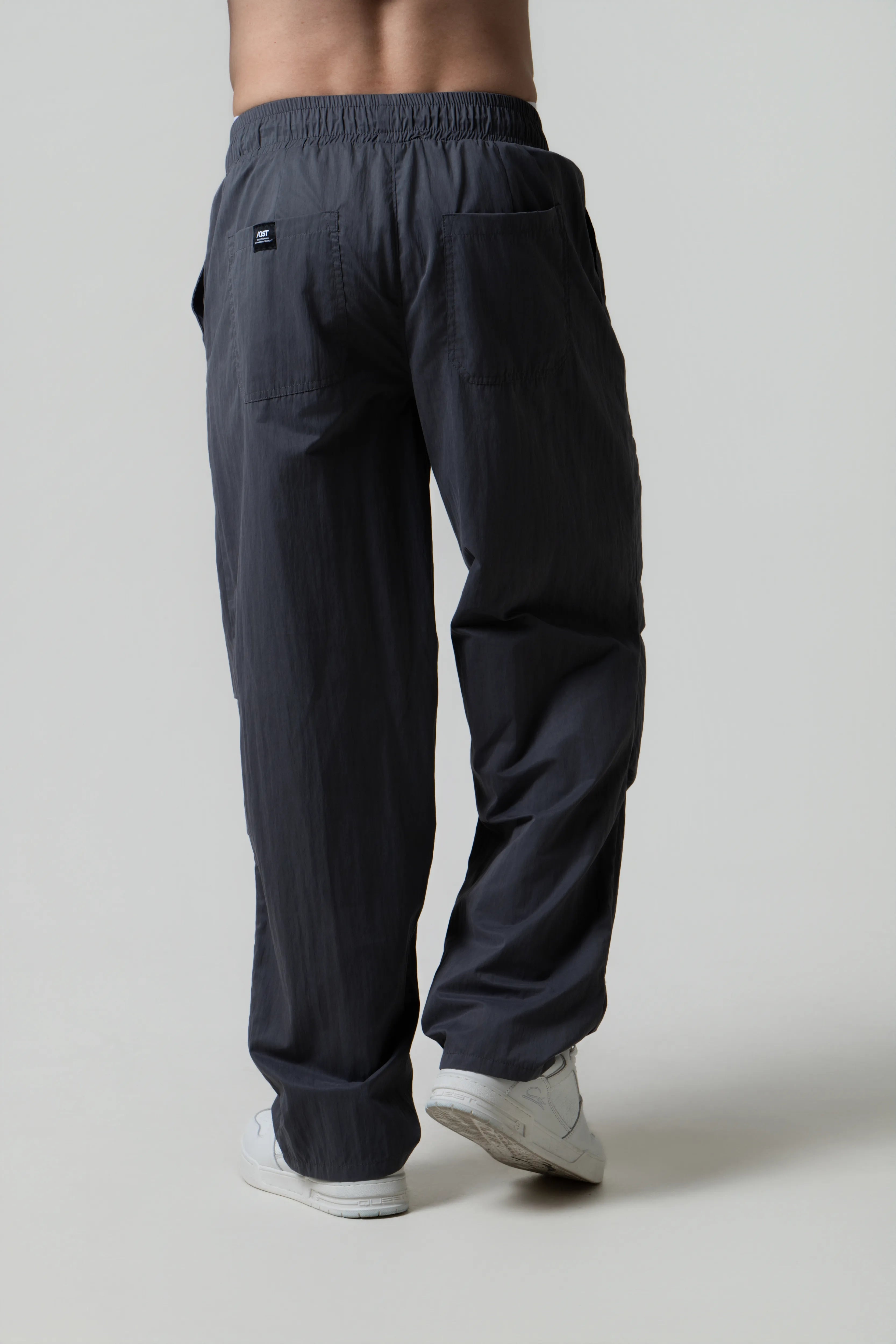 PANTALON JOGG COLOR GRIS OSCURO