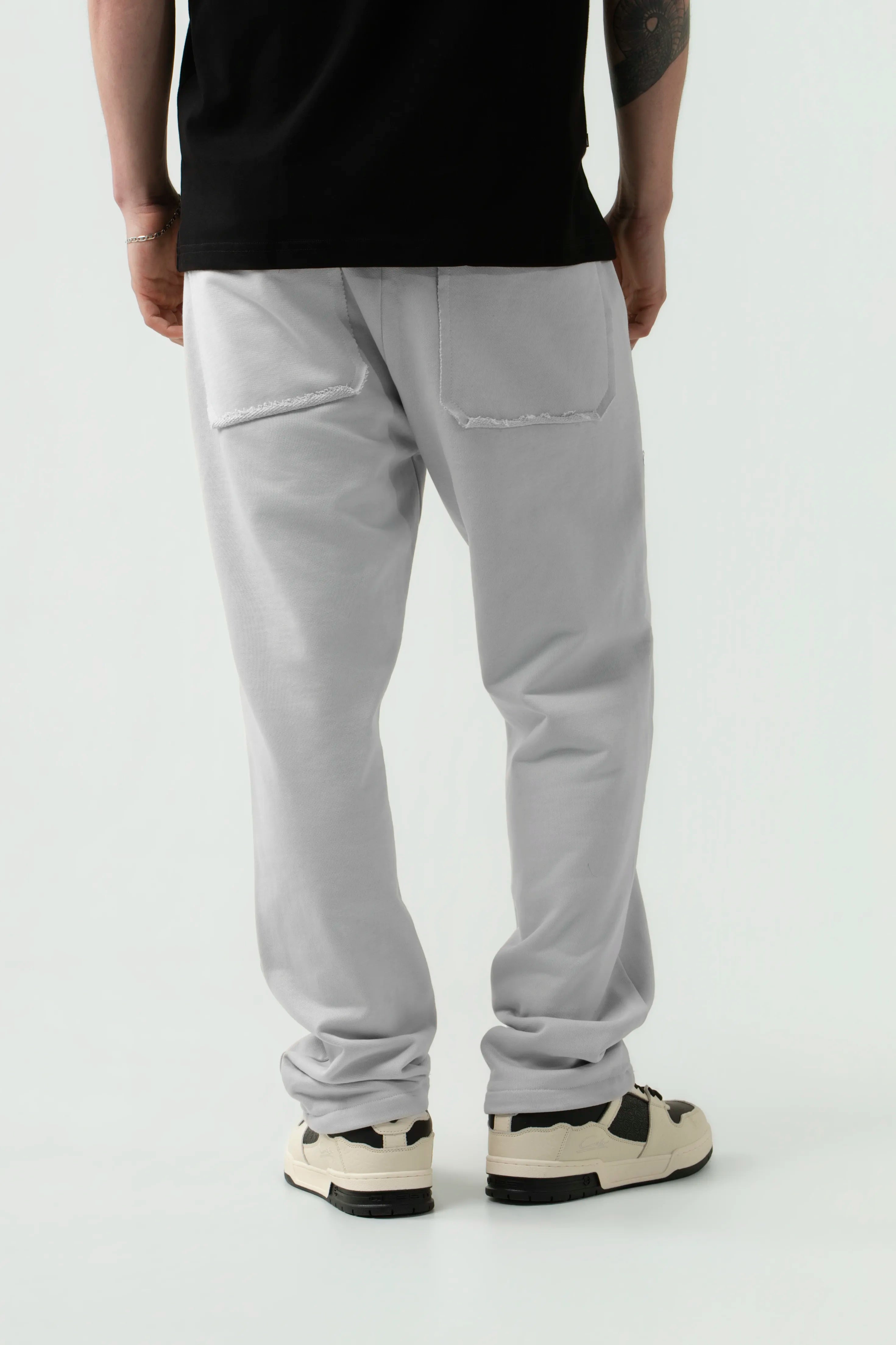 PANTALON SUDADERA COLOR GRIS CLR