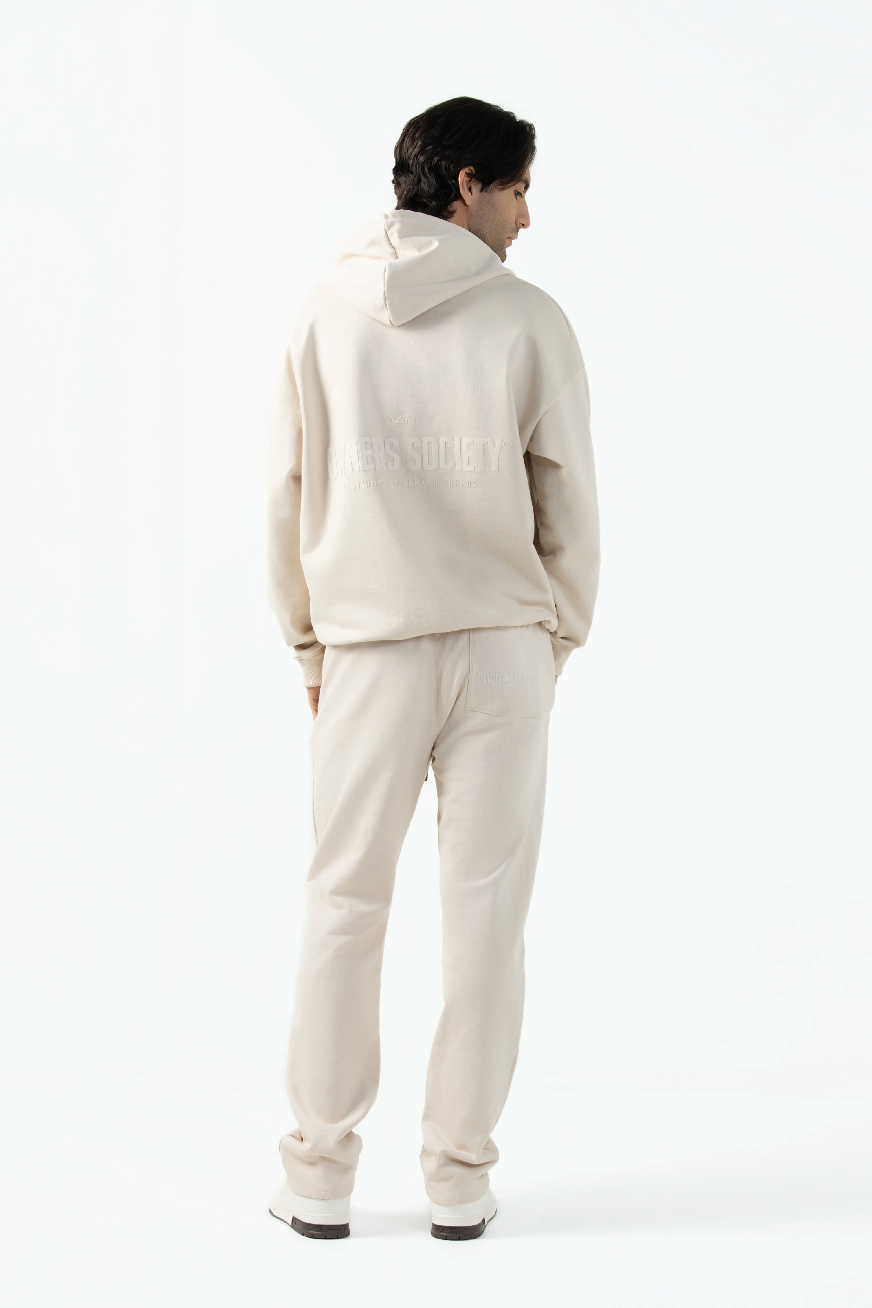PANTALON SUDADERA COLOR OAT MILK