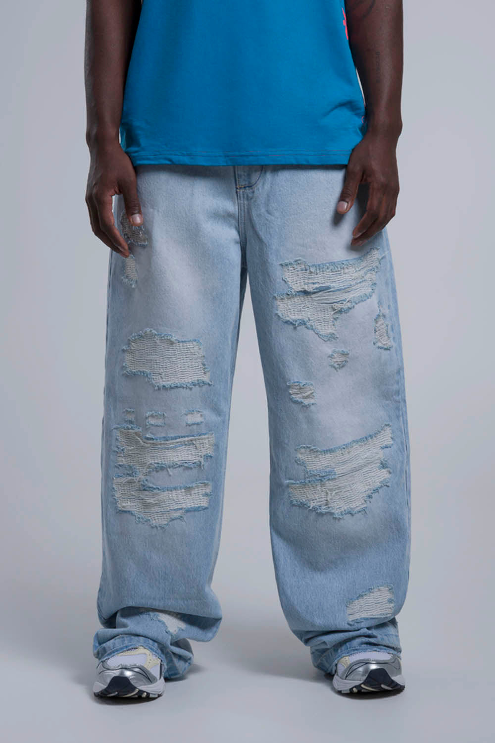 JEAN 5 BOLSILLOS COLOR AZUL CLARO