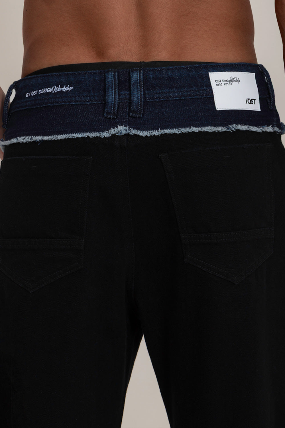 JEAN 5 BOLSILLOS COLOR NEGRO