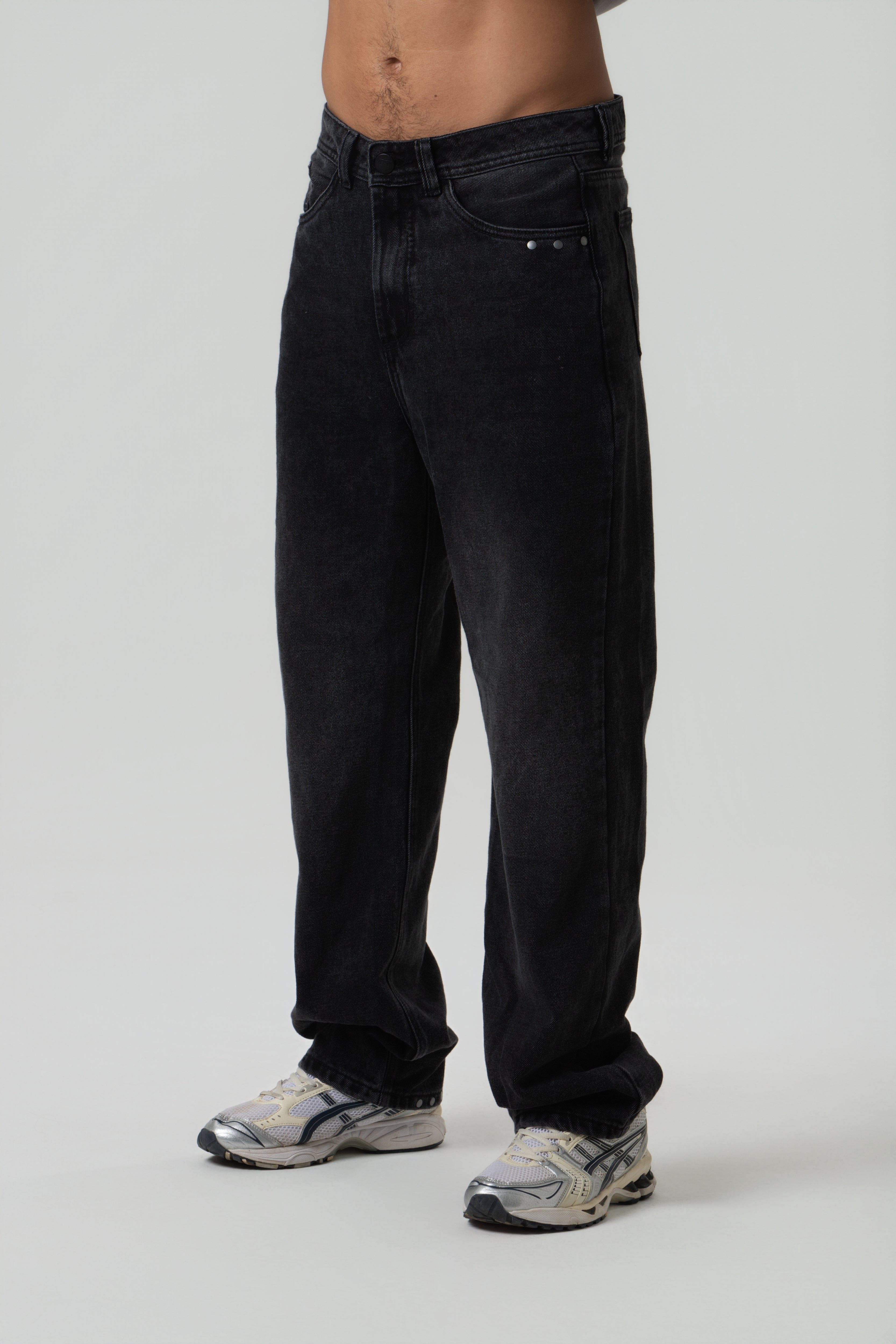 JEAN 5 BOLSILLOS COLOR NEGRO