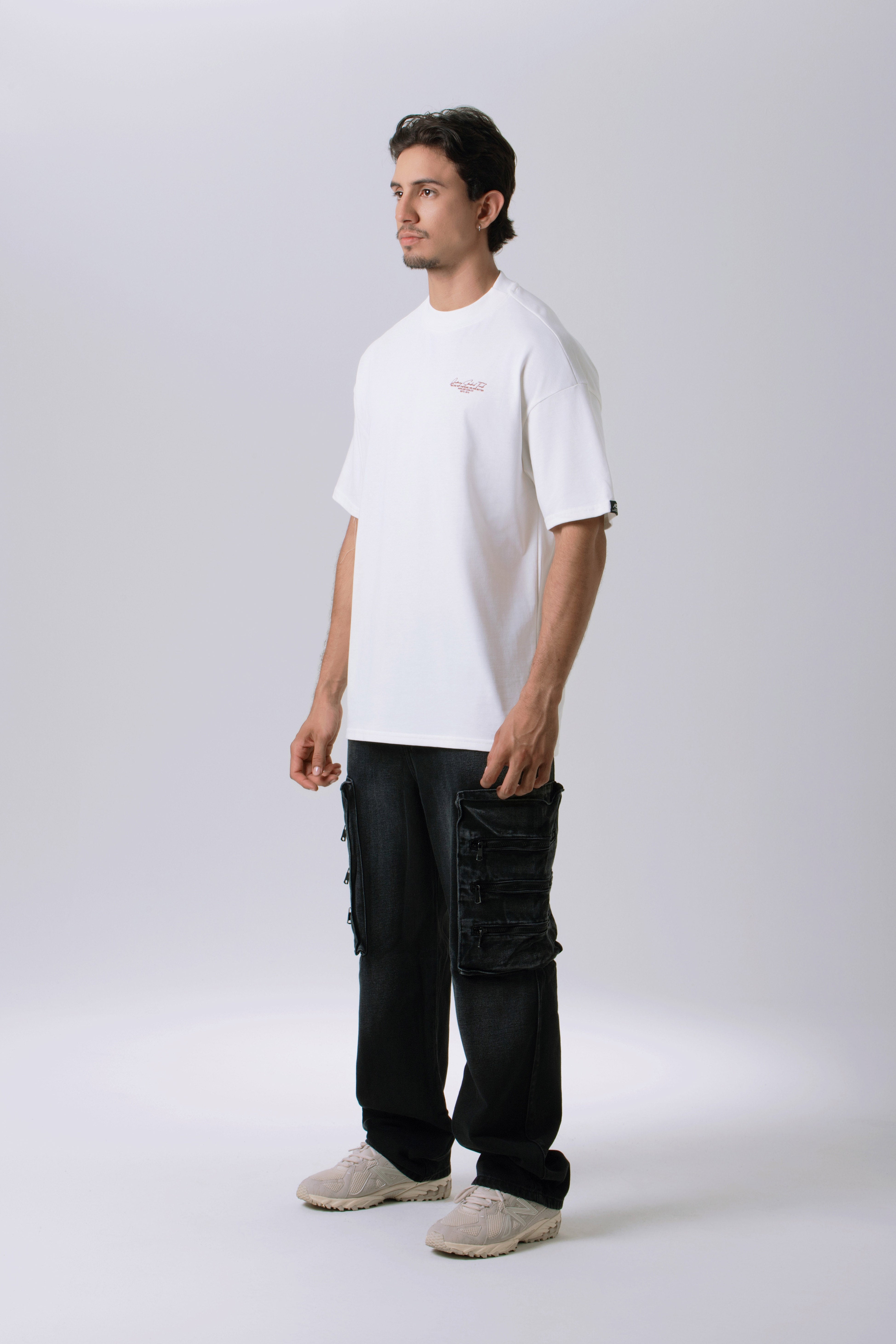 JEAN CARGO COLOR NEGRO