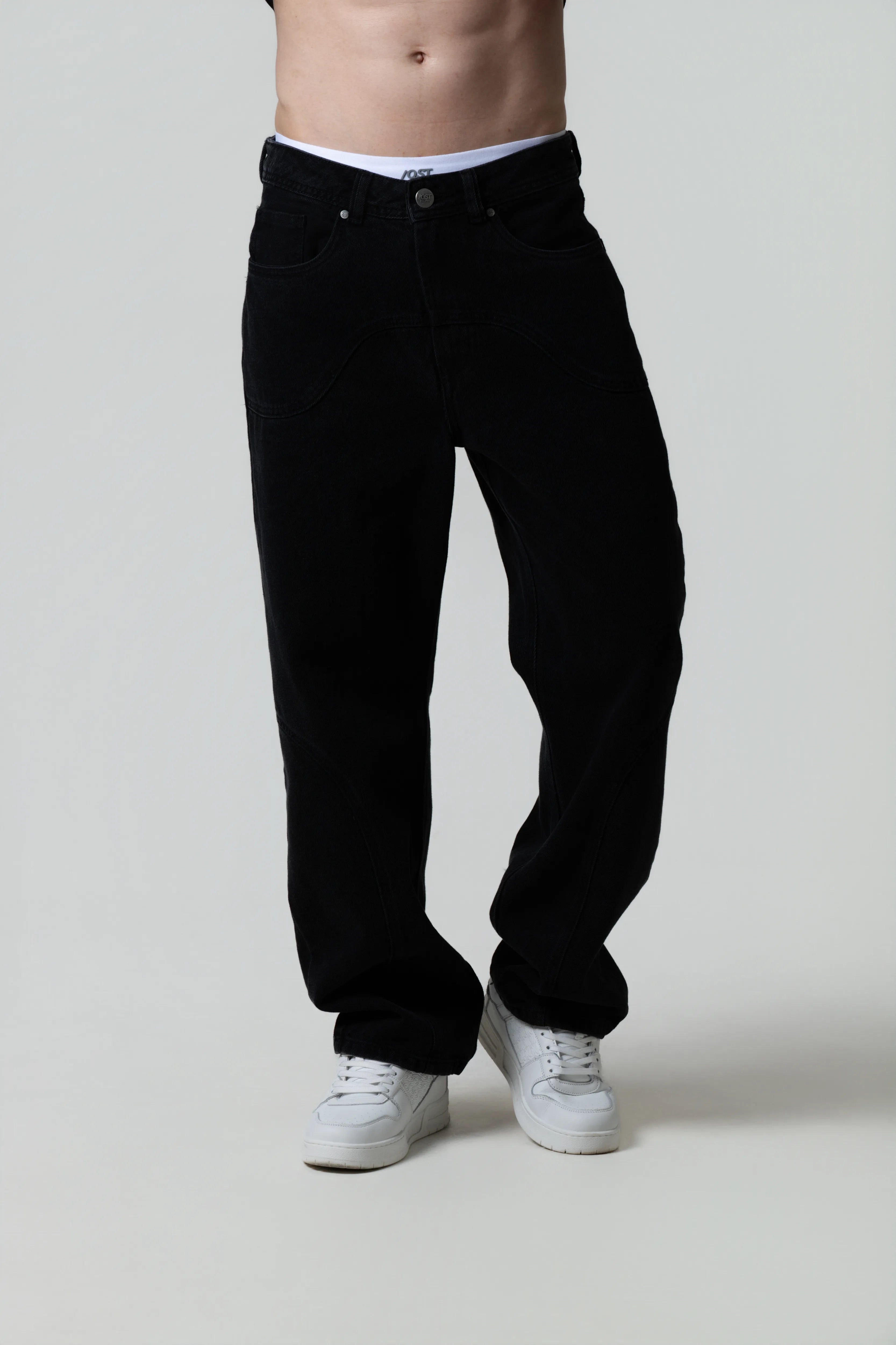 JEAN 5 BOLSILLOS COLOR NEGRO