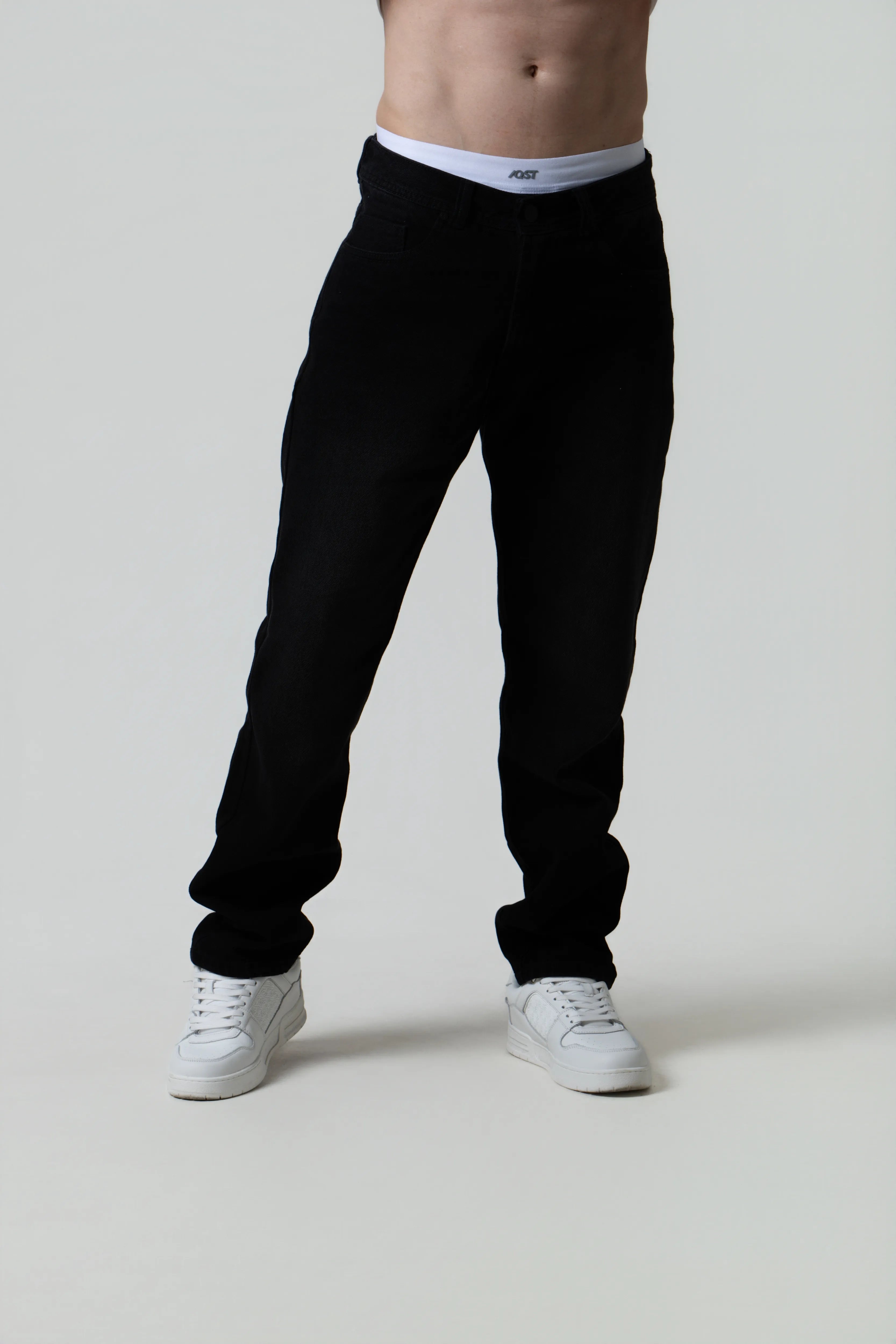 JEAN 5 BOLSILLOS COLOR NEGRO