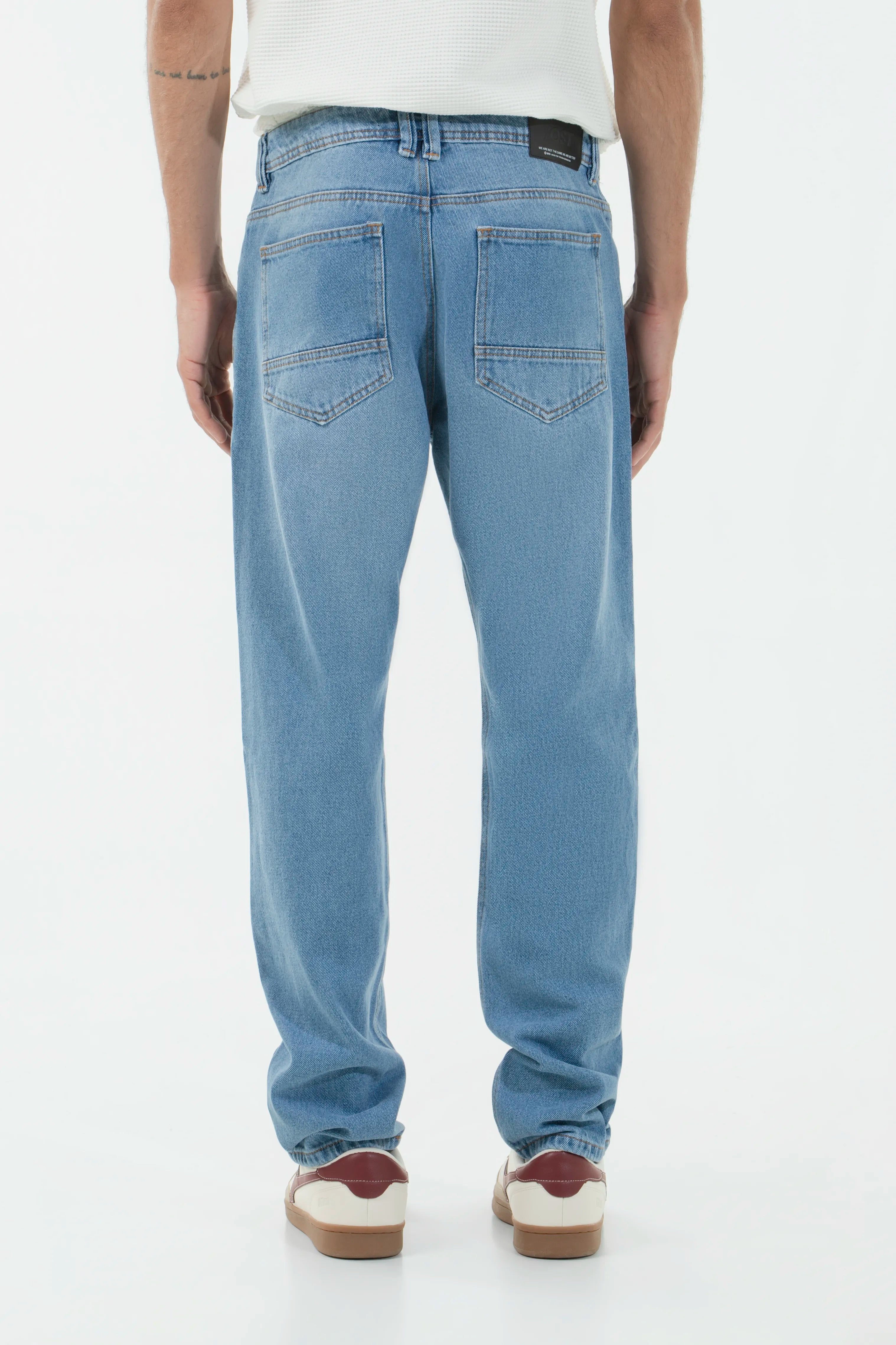 JEAN 5 BOLSILLOS COLOR AZUL HIELO