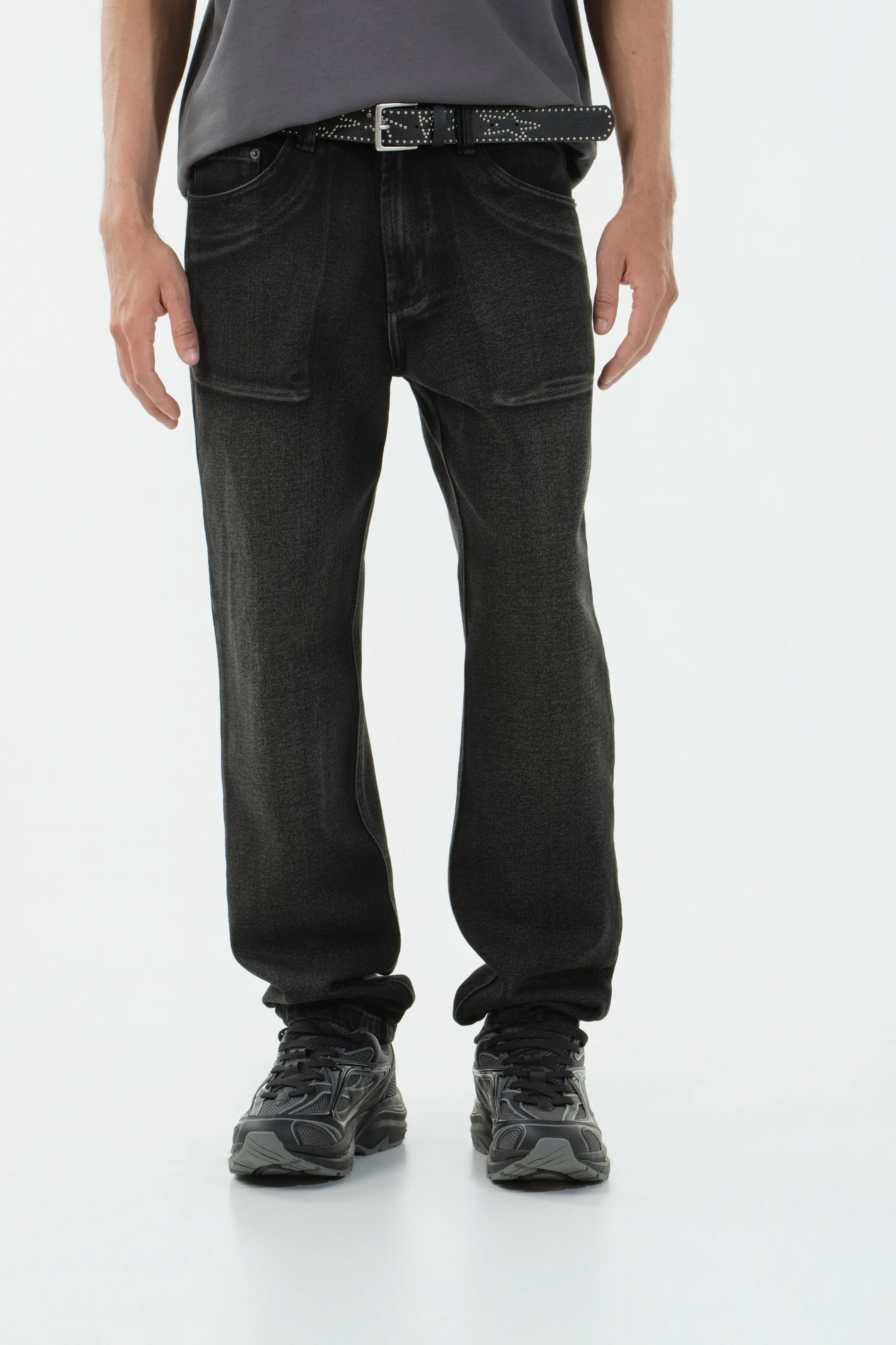JEAN 5 BOLSILLOS COLOR NEGRO