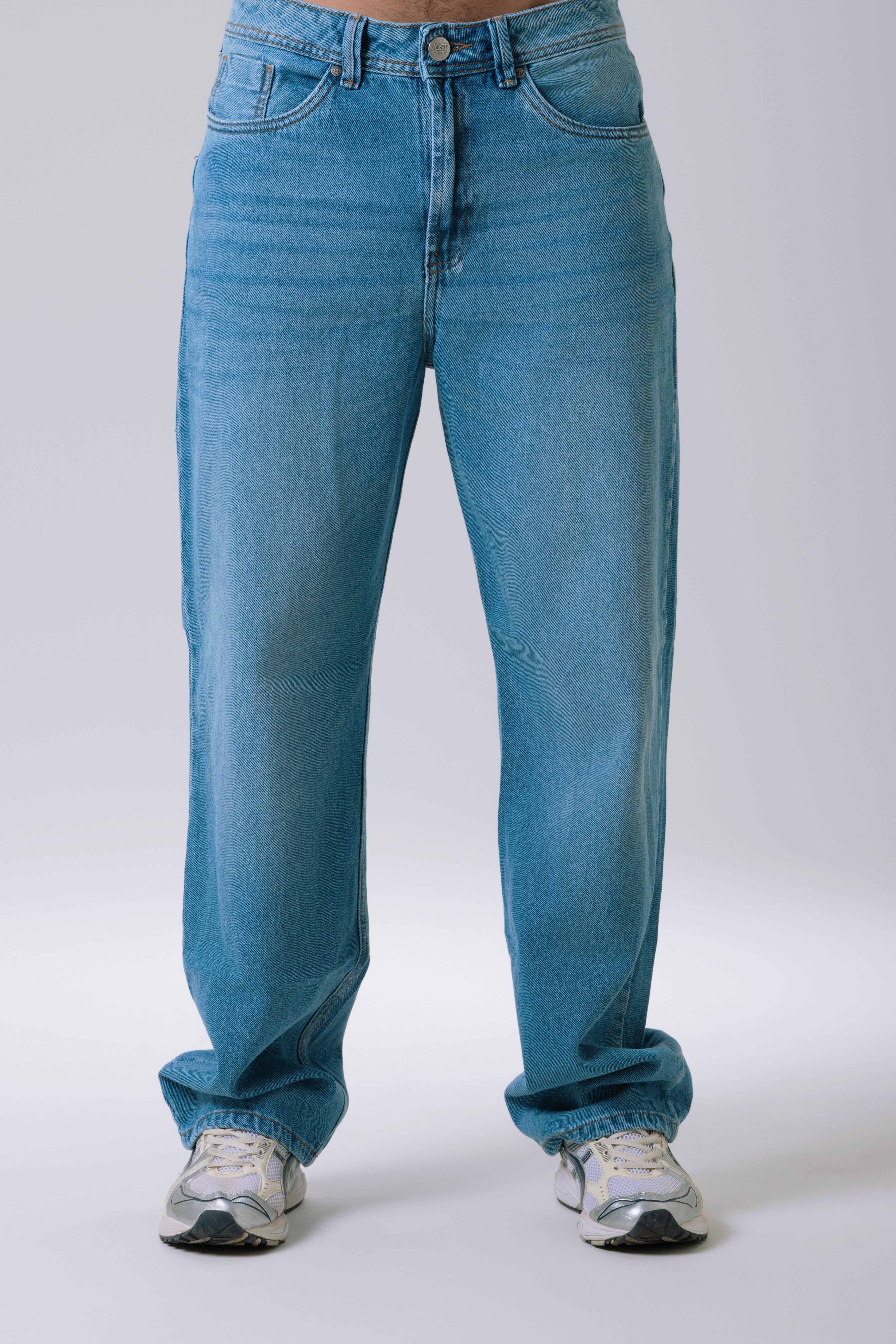 JEAN 5 BOLSILLOS COLOR AZUL CLARO