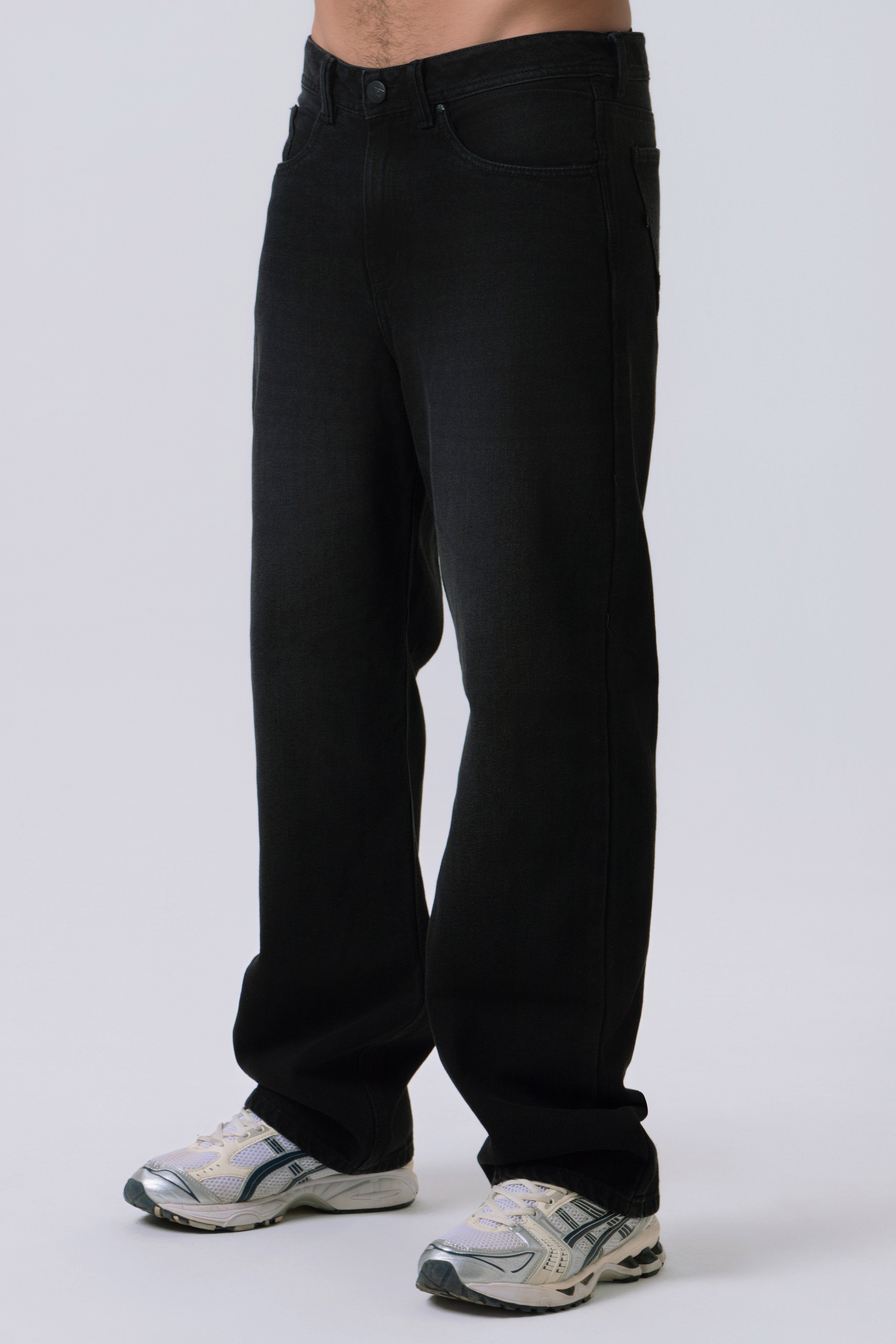 JEAN 5 BOLSILLOS COLOR NEGRO