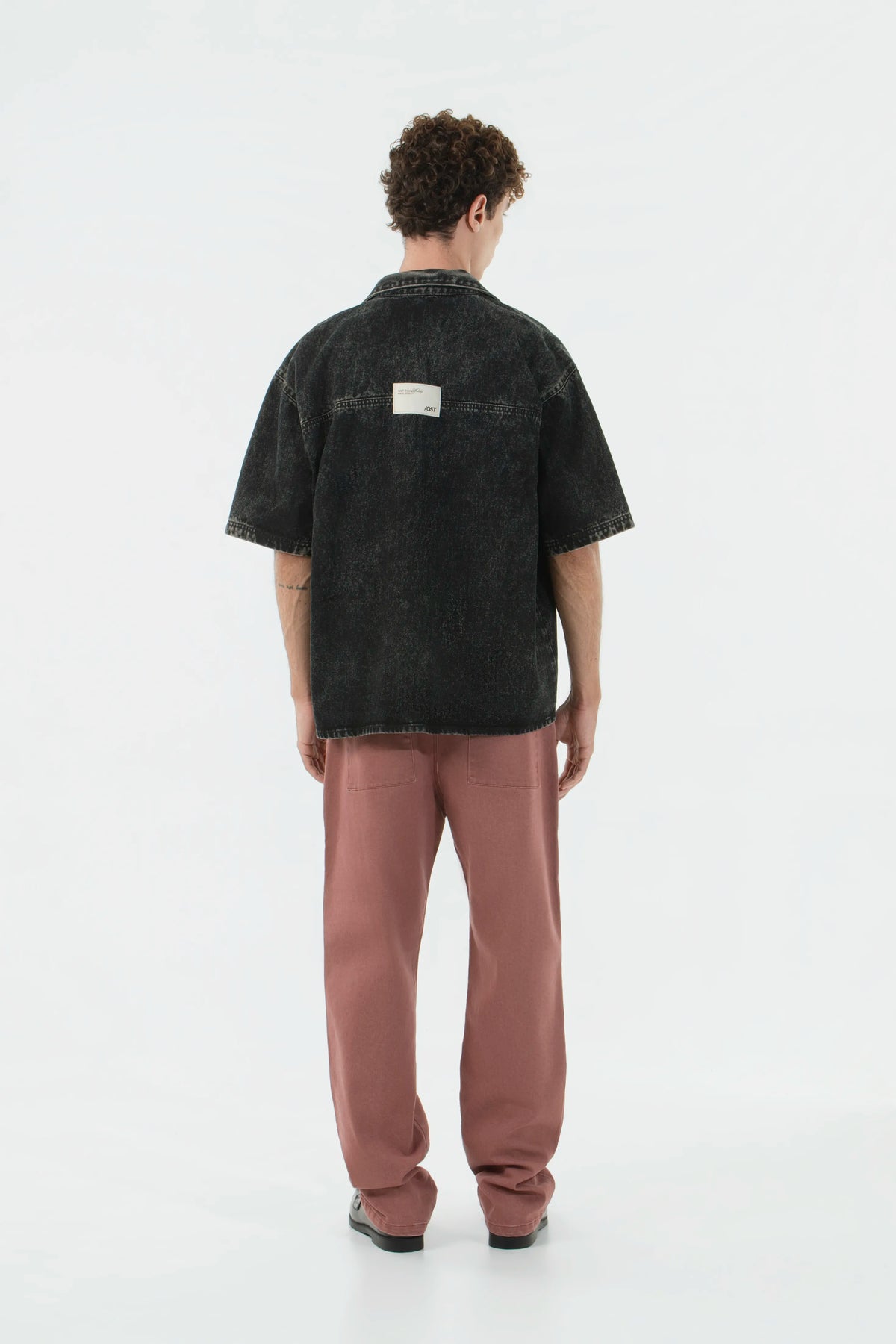 CAMISA MANGA CORTA COLOR NEGRO
