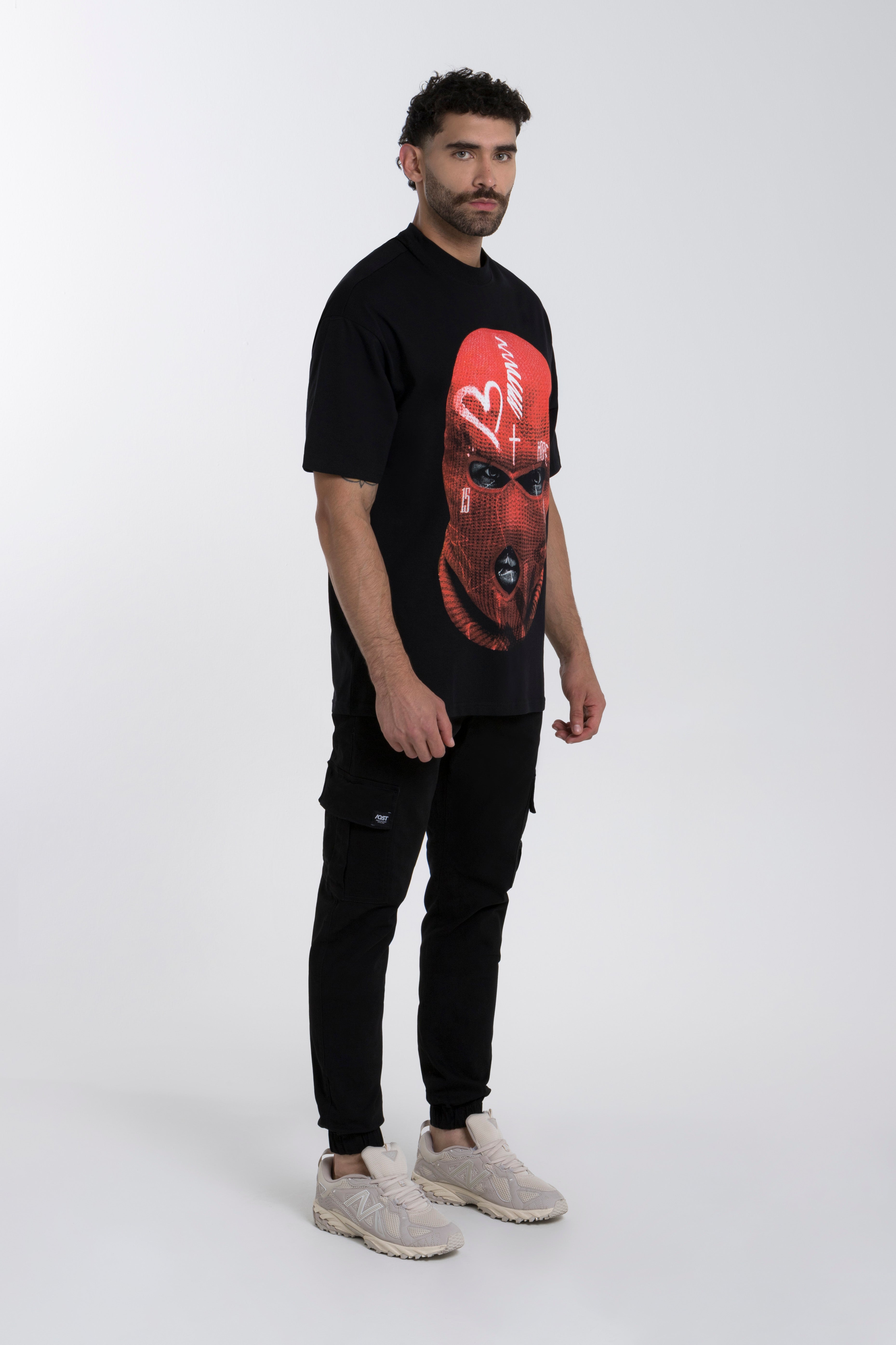 CAMISETA OVERSIZE COLOR NEGRO - QST