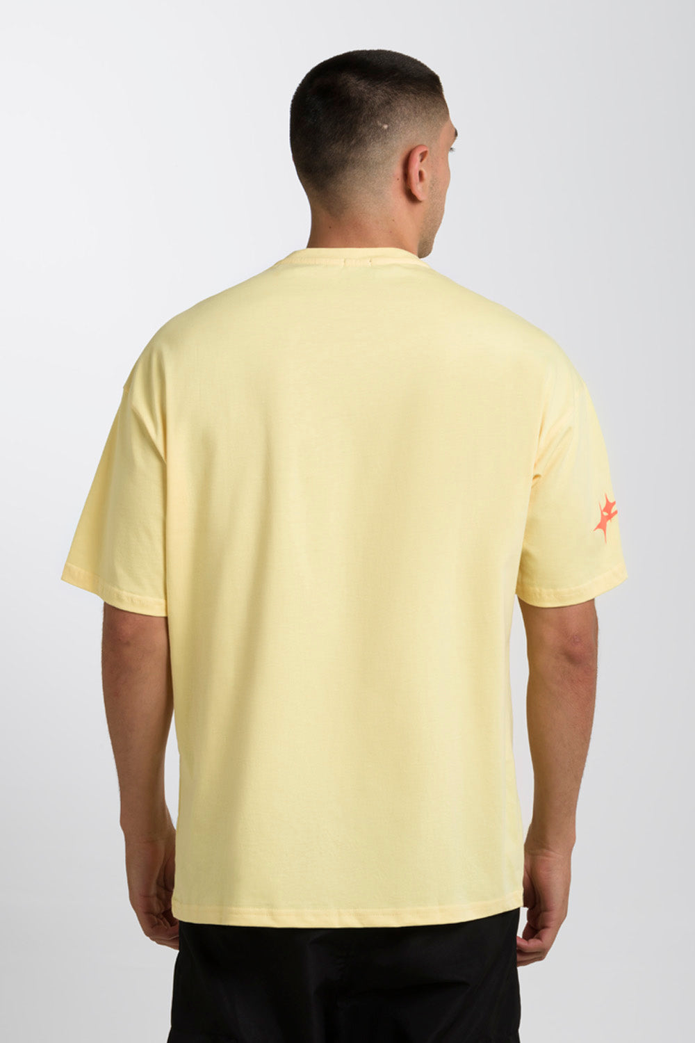 CAMISETA MANGA CORTA COLOR AMARILLO CLARO