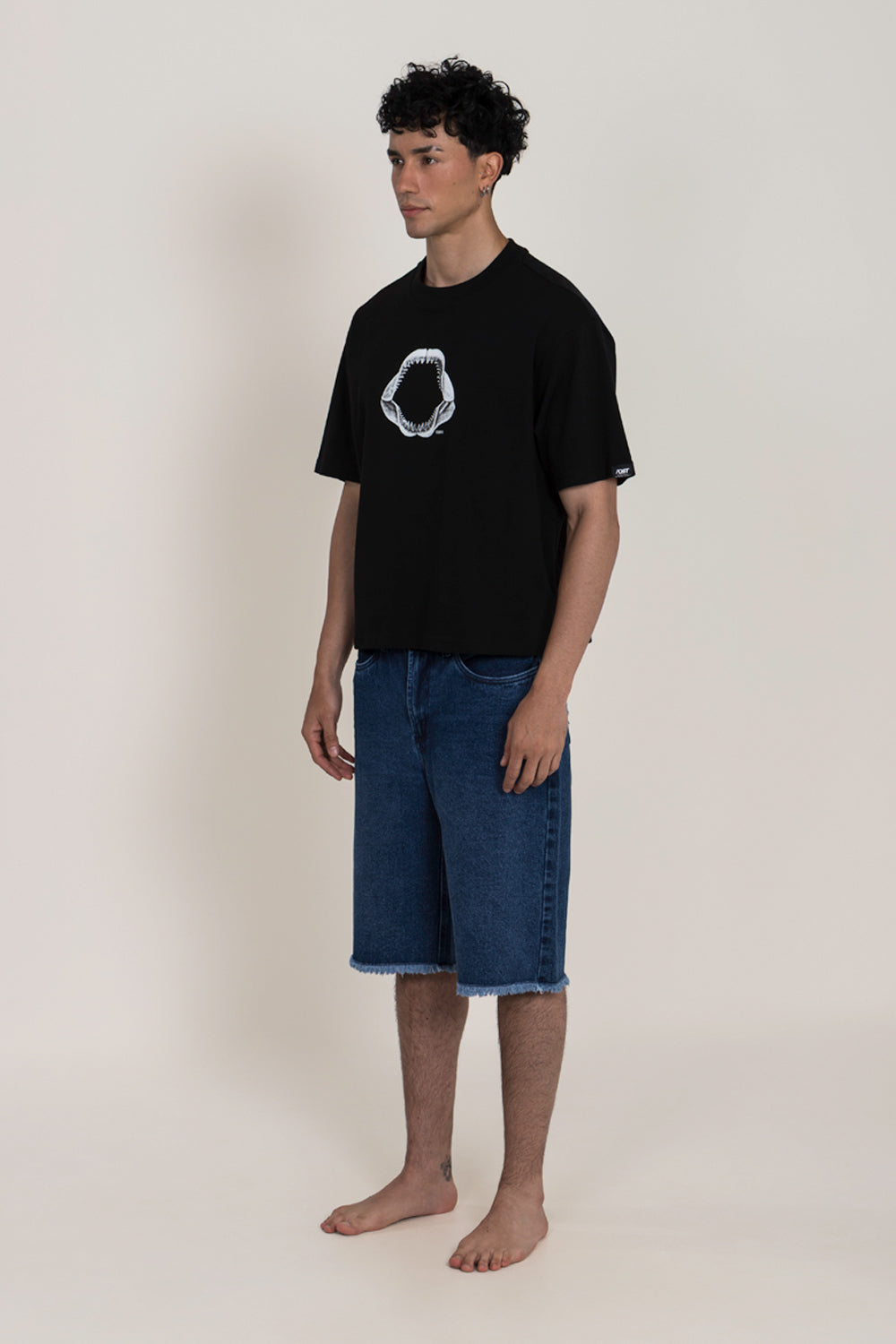 CAMISETA MANGA CORTA COLOR NEGRO