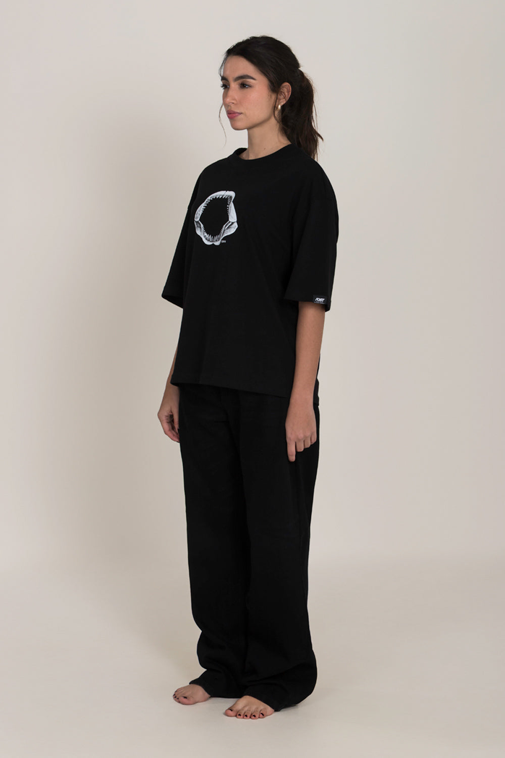 CAMISETA MANGA CORTA COLOR NEGRO