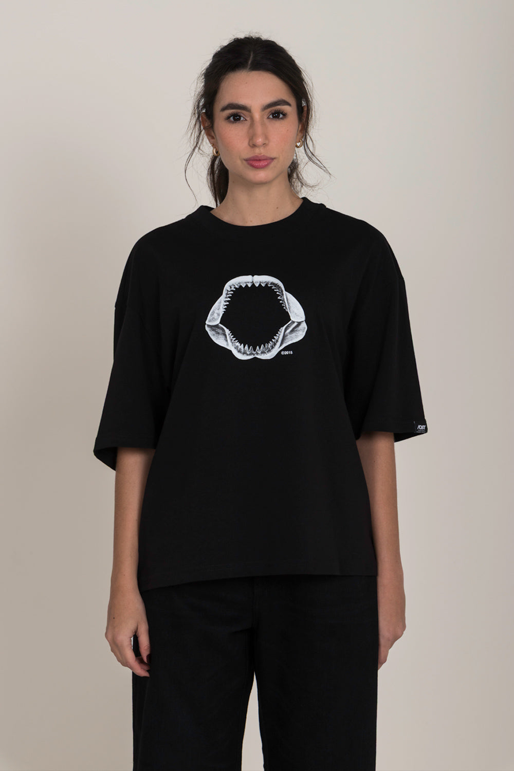 CAMISETA MANGA CORTA COLOR NEGRO