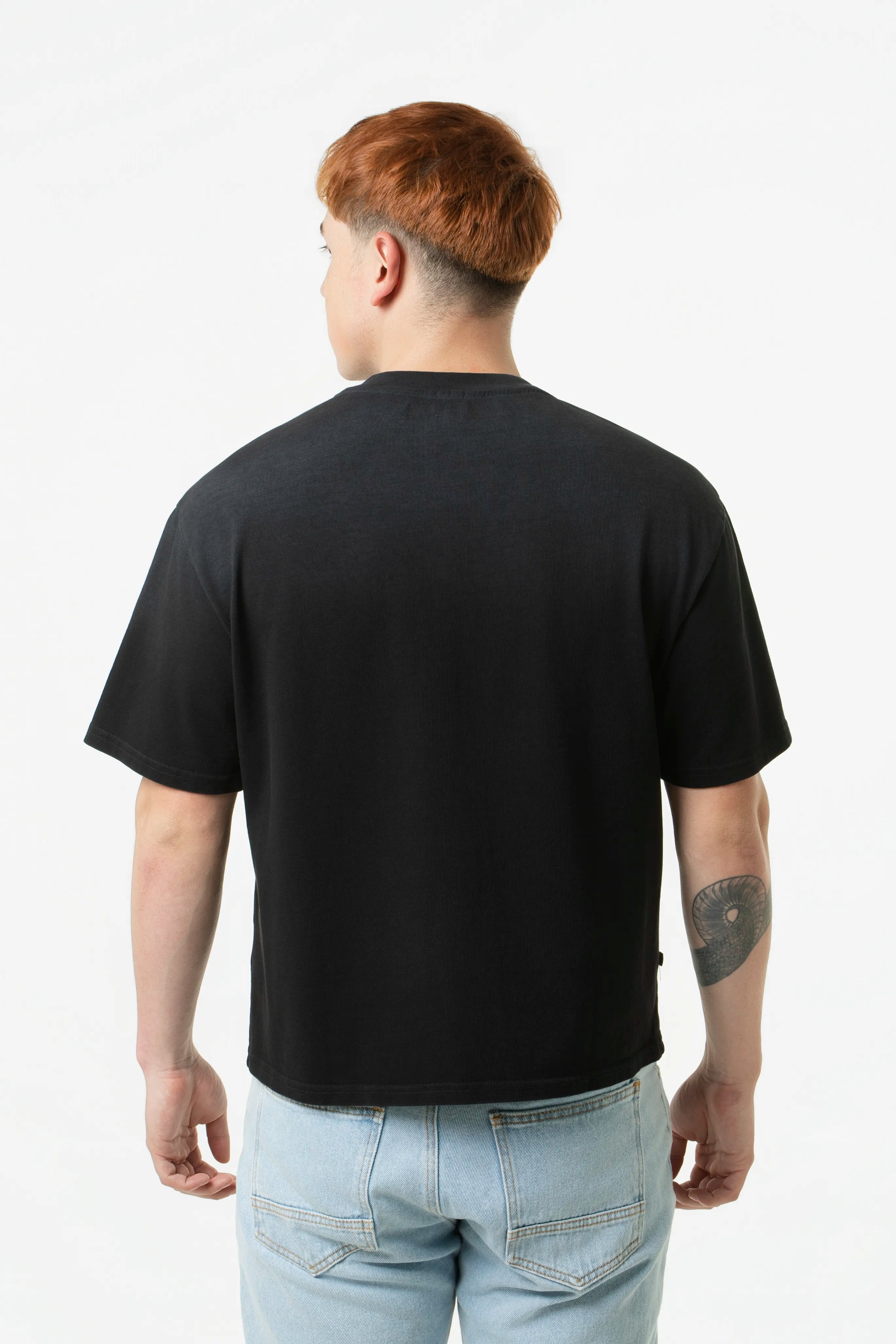 CAMISETA MANGA CORTA COLOR NEGRO
