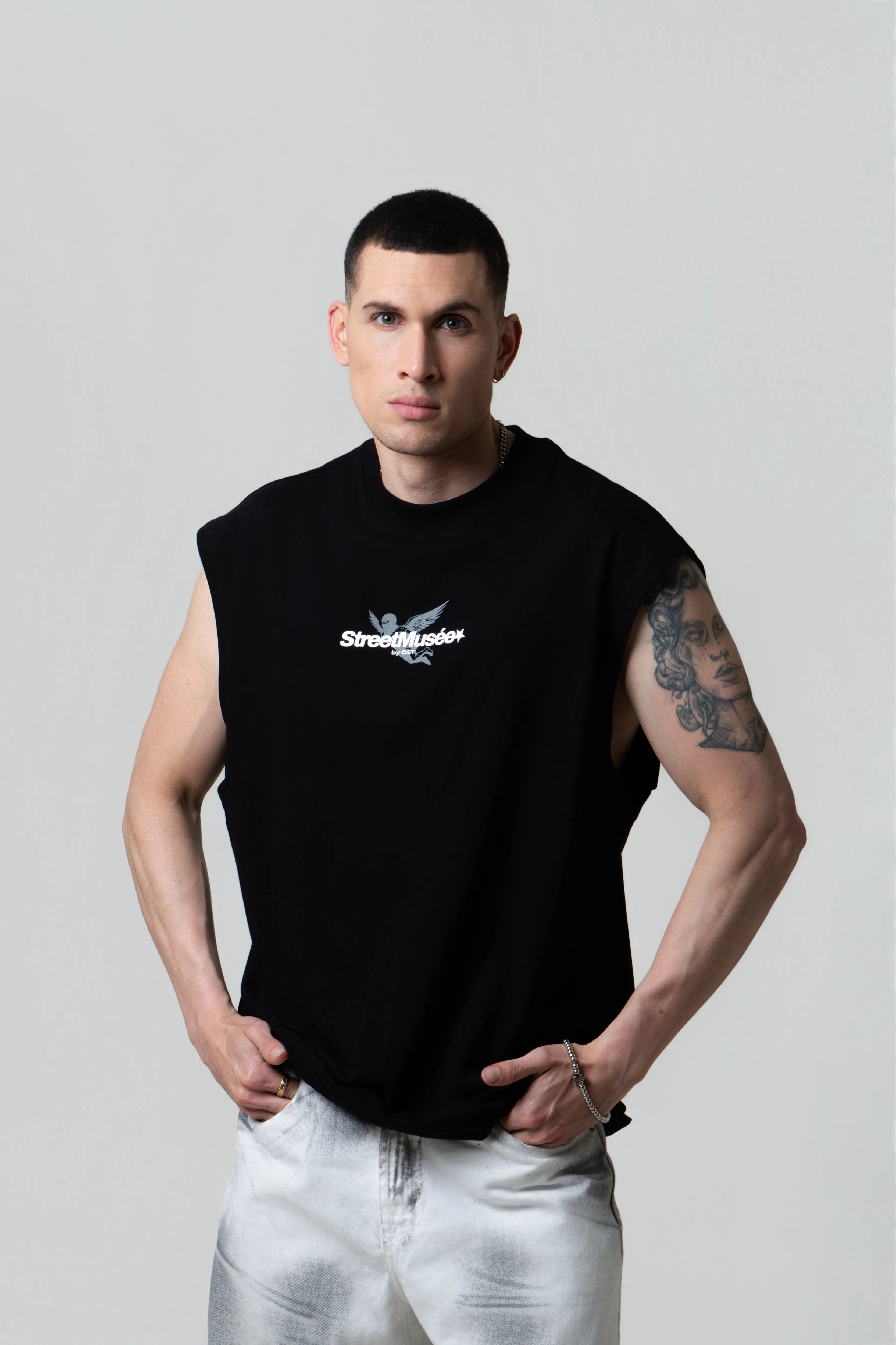 CAMISETA MANGA SISA COLOR NEGRO