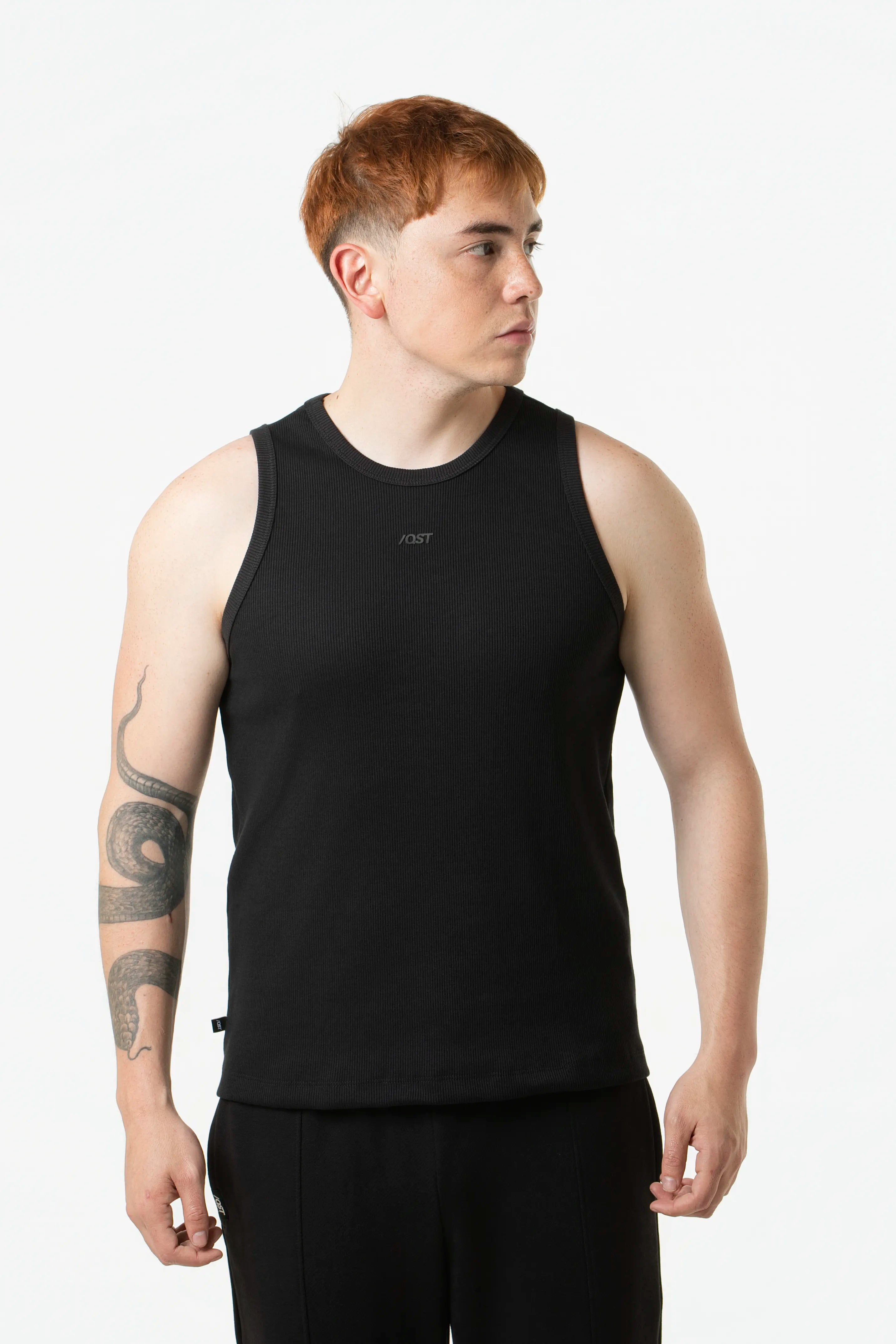 CAMISETA MANGA SISA COLOR NEGRO