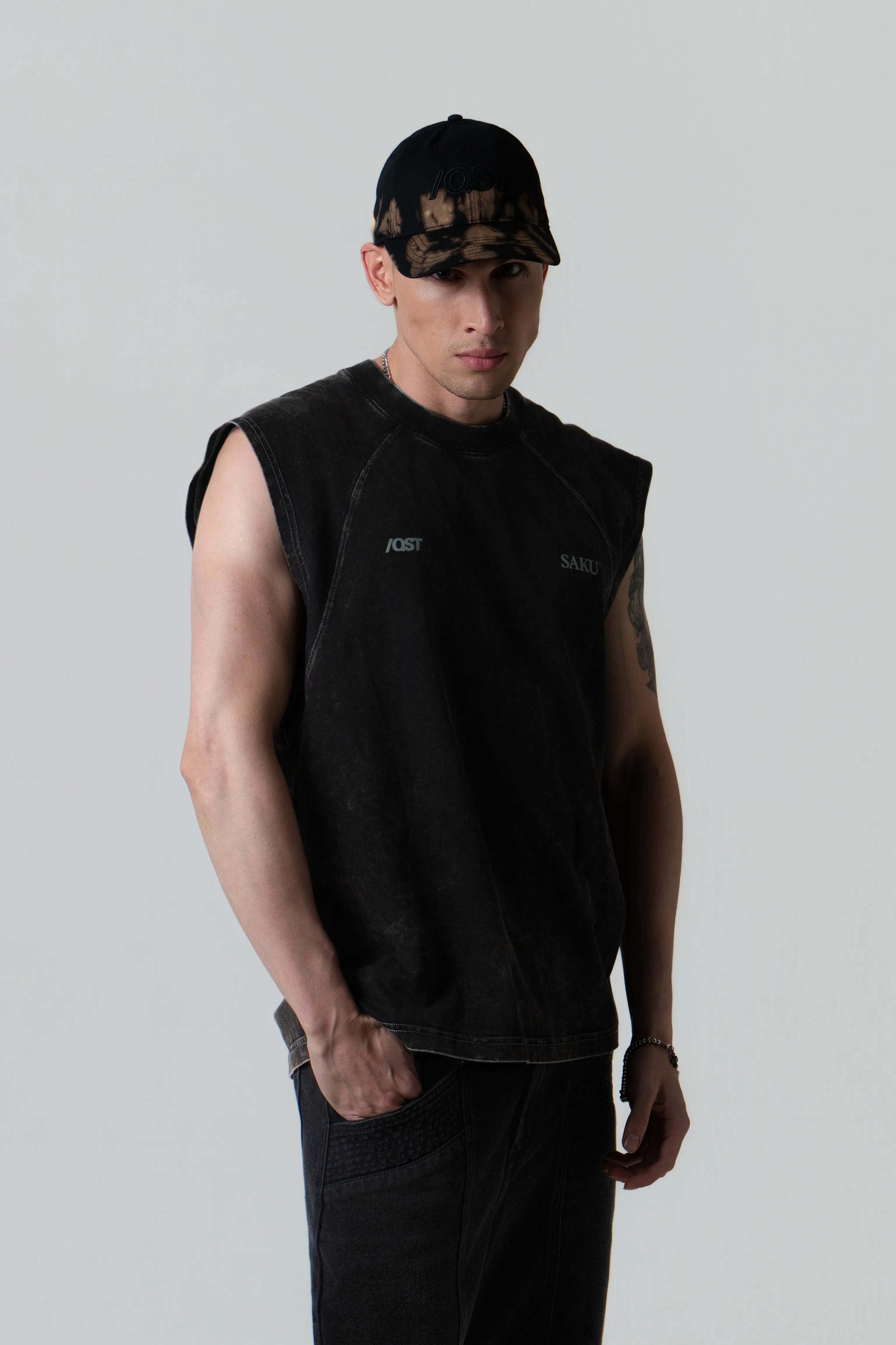 CAMISETA MANGA SISA COLOR NEGRO