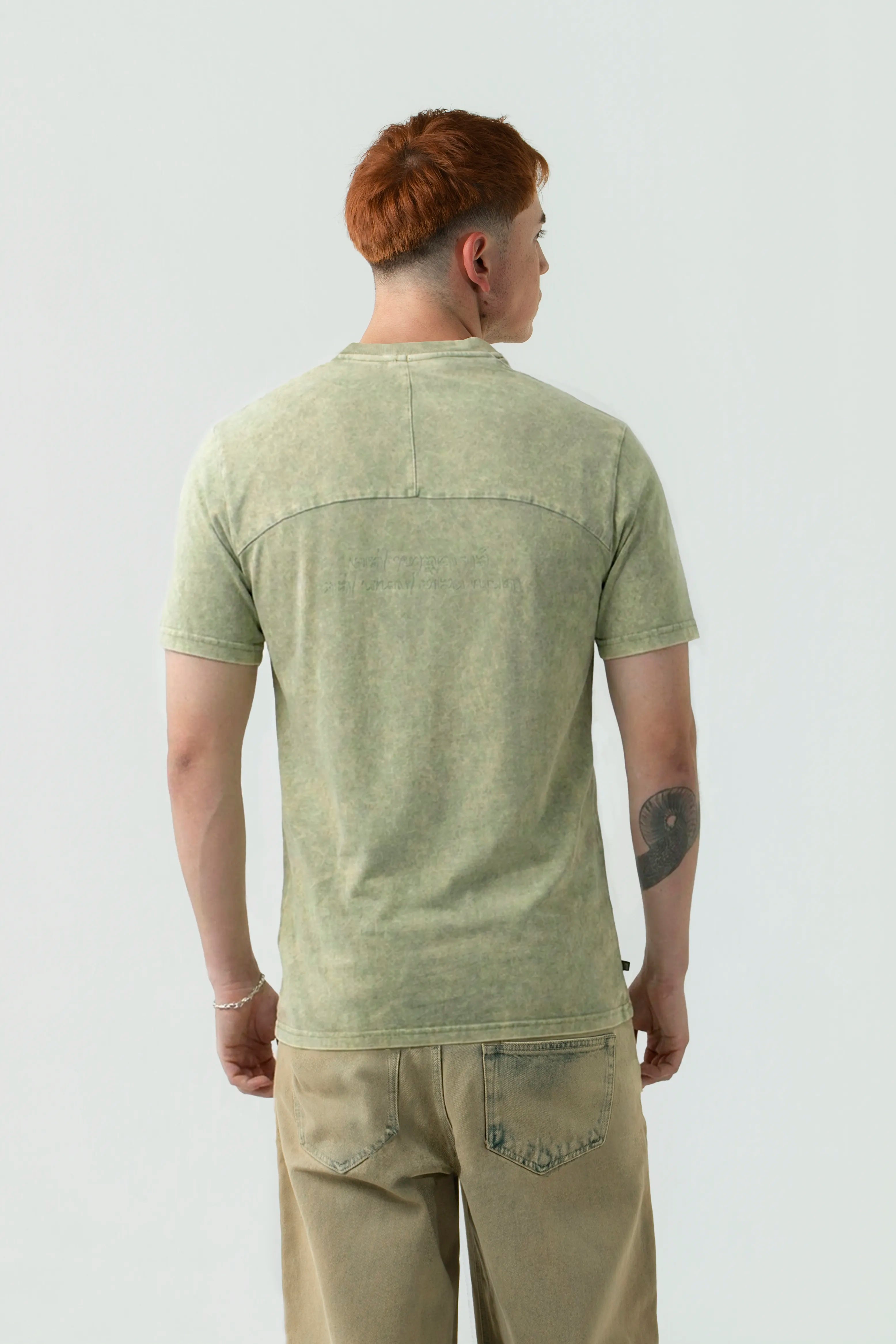 CAMISETA MANGA CORTA COLOR VERDE BOTELLA