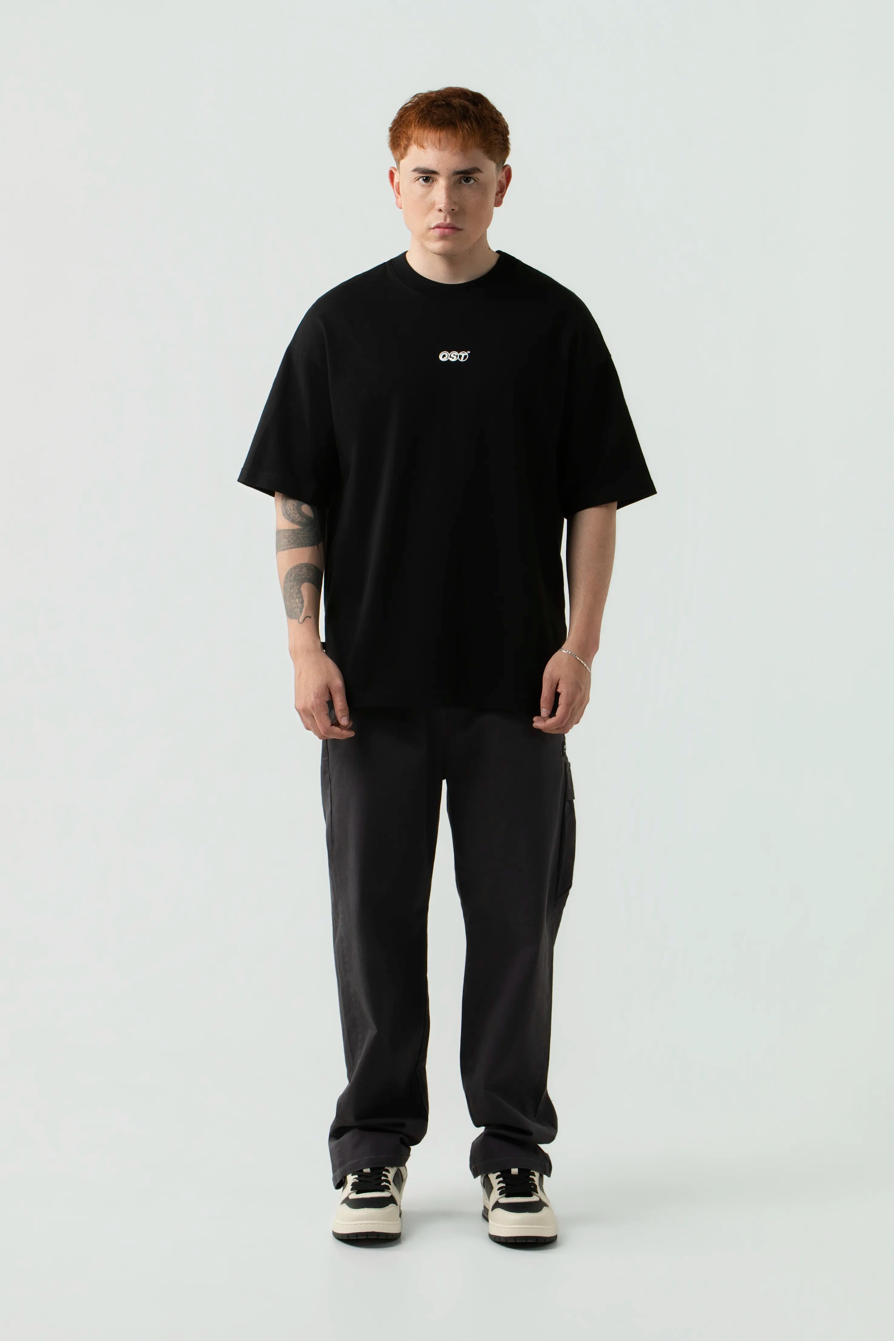 CAMISETA MANGA CORTA COLOR NEGRO