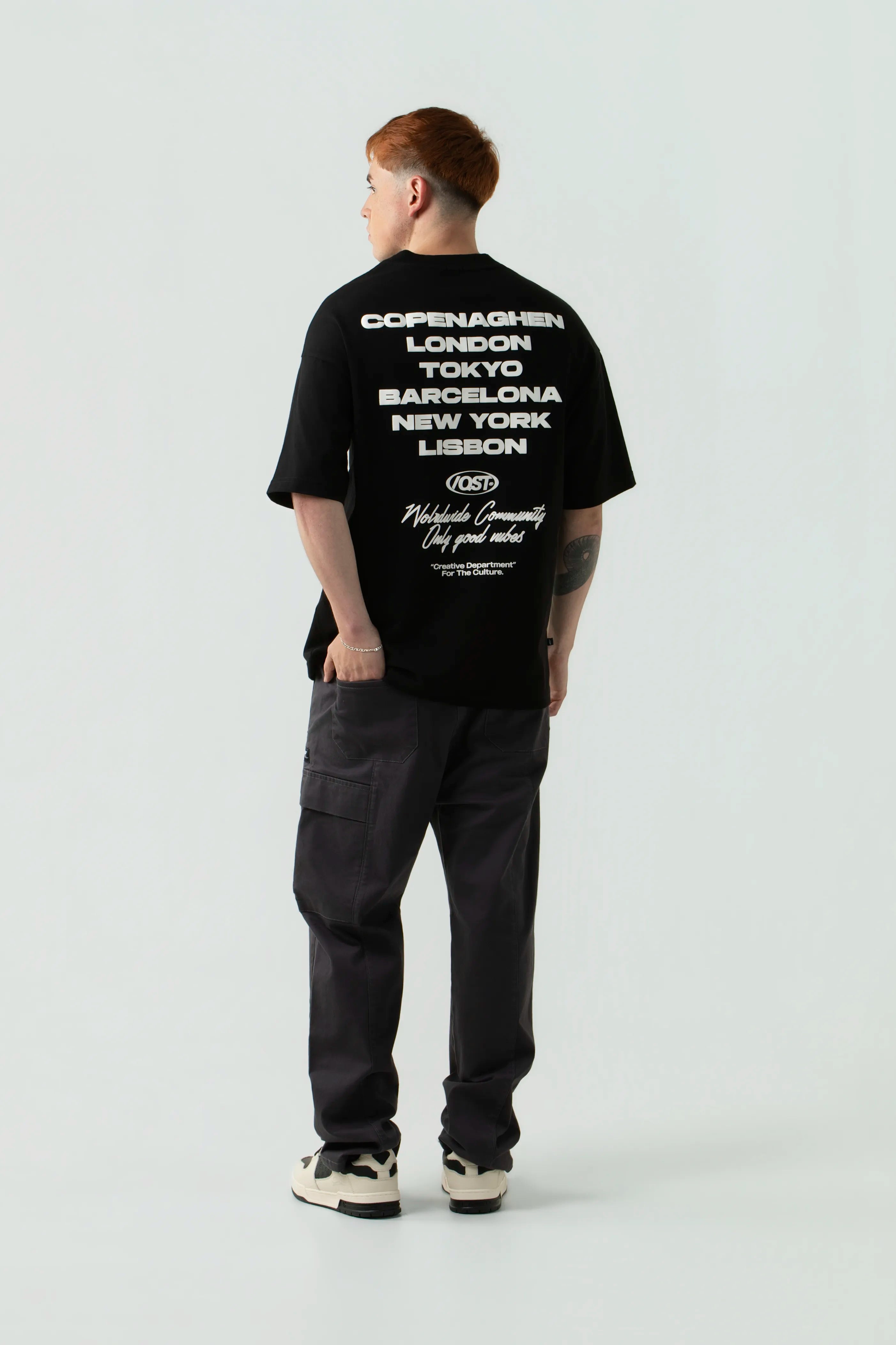 CAMISETA MANGA CORTA COLOR NEGRO