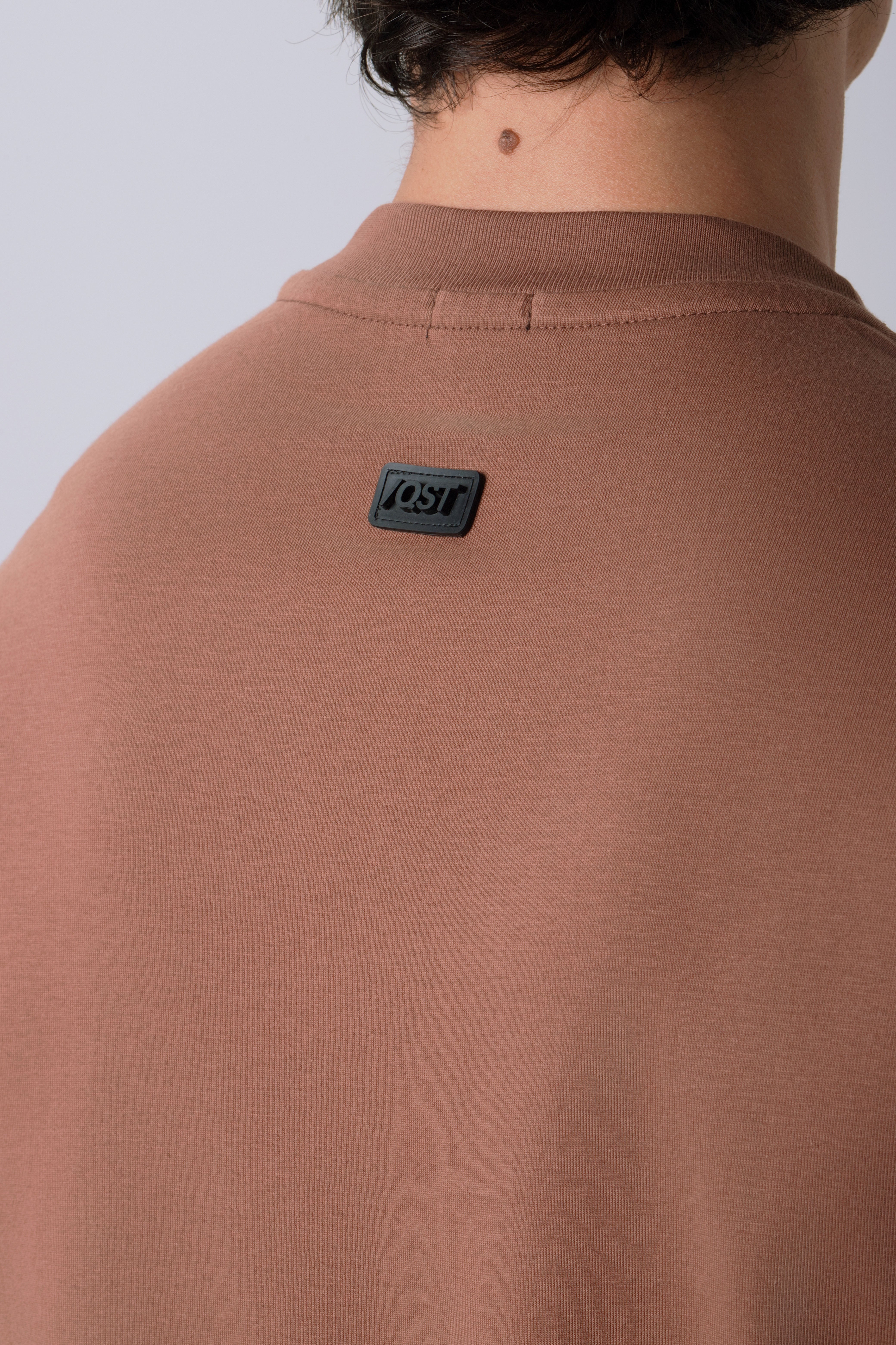 CAMISETA OVERSIZE COLOR BRUNETTE