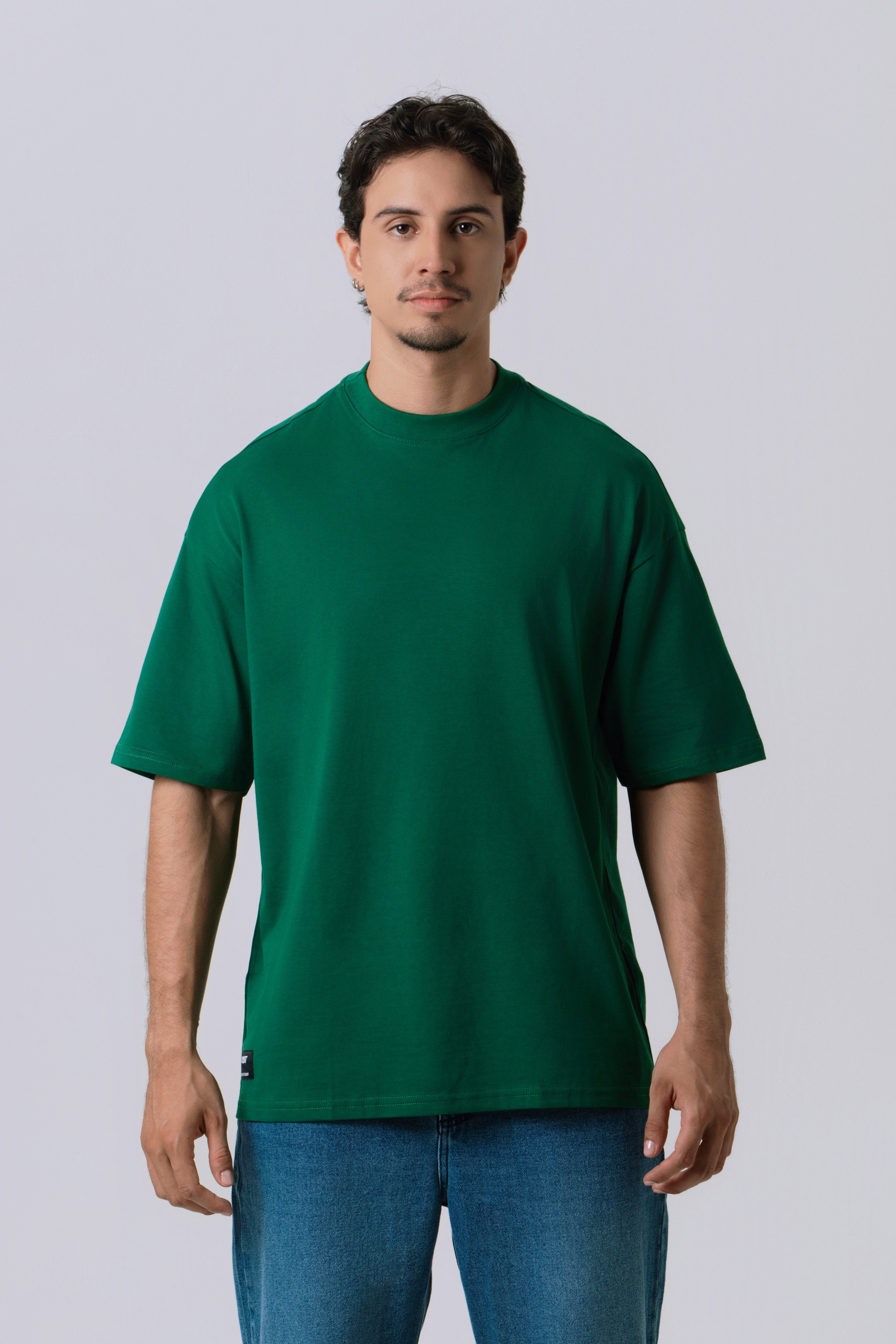 CAMISETA OVERSIZE COLOR VERDE PRADERA