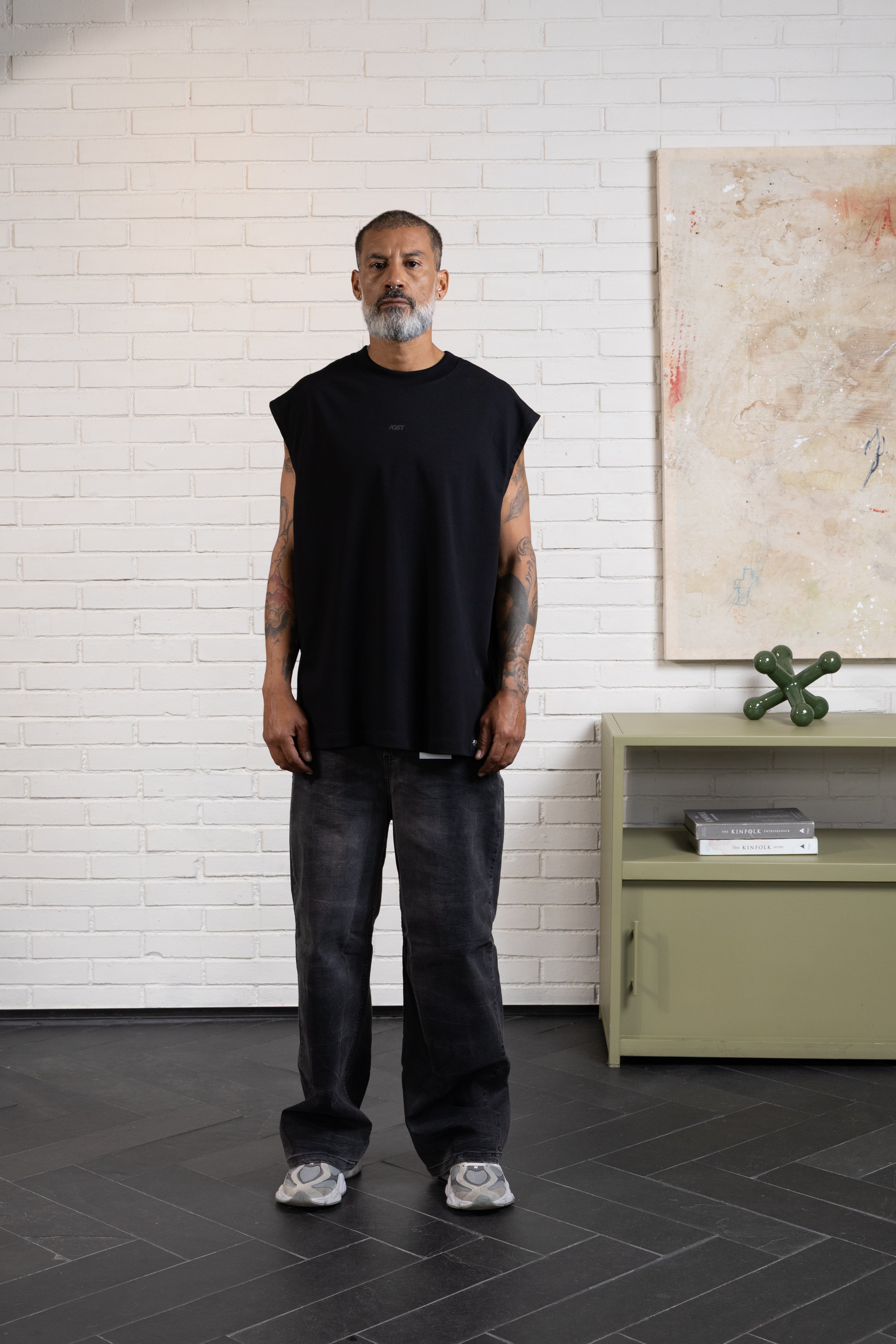 CAMISETA MANGA CORTA COLOR NEGRO