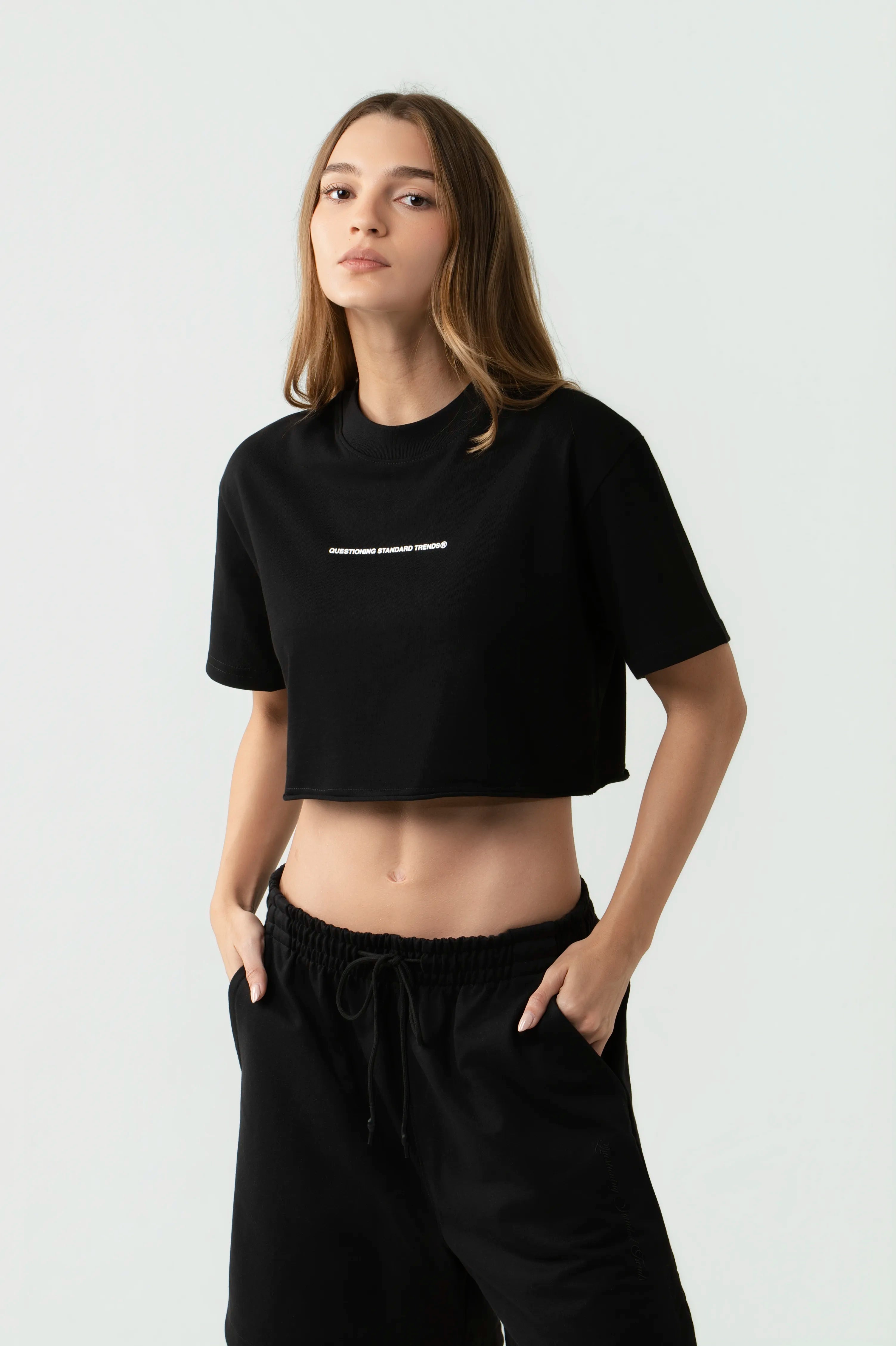 CAMISETA MANGA CORTA COLOR NEGRO