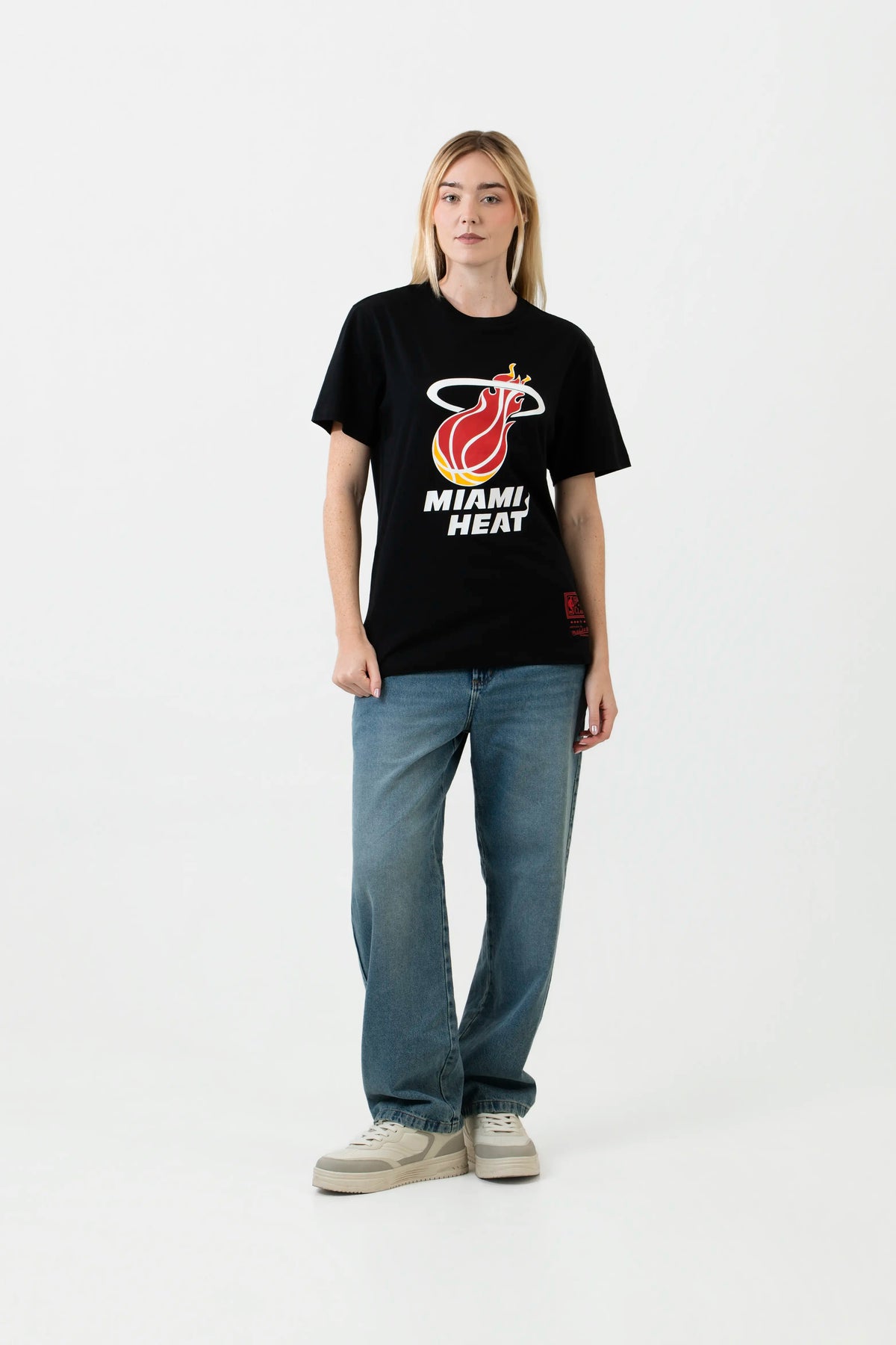 CAMISETA MANGA CORTA COLOR NEGRO