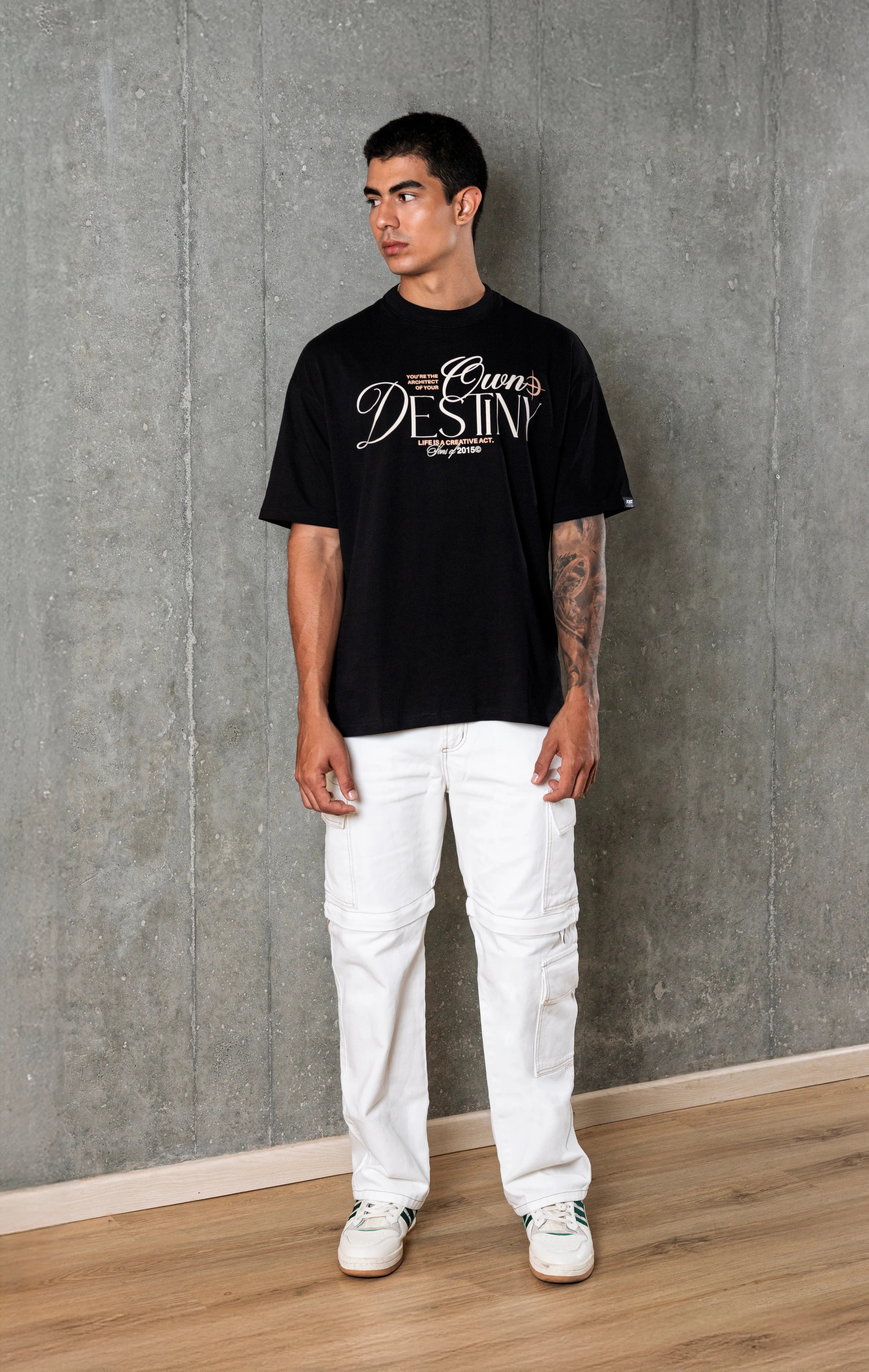 CAMISETA OVERSIZE NEGRO DESTINY