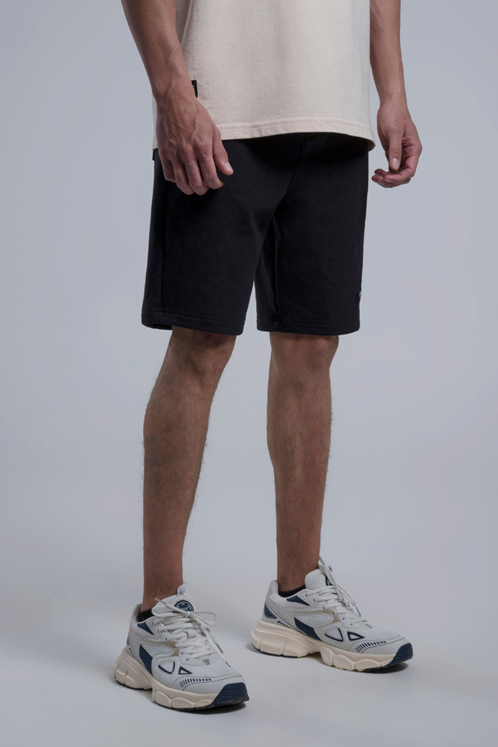BERMUDA JOGG COLOR NEGRO
