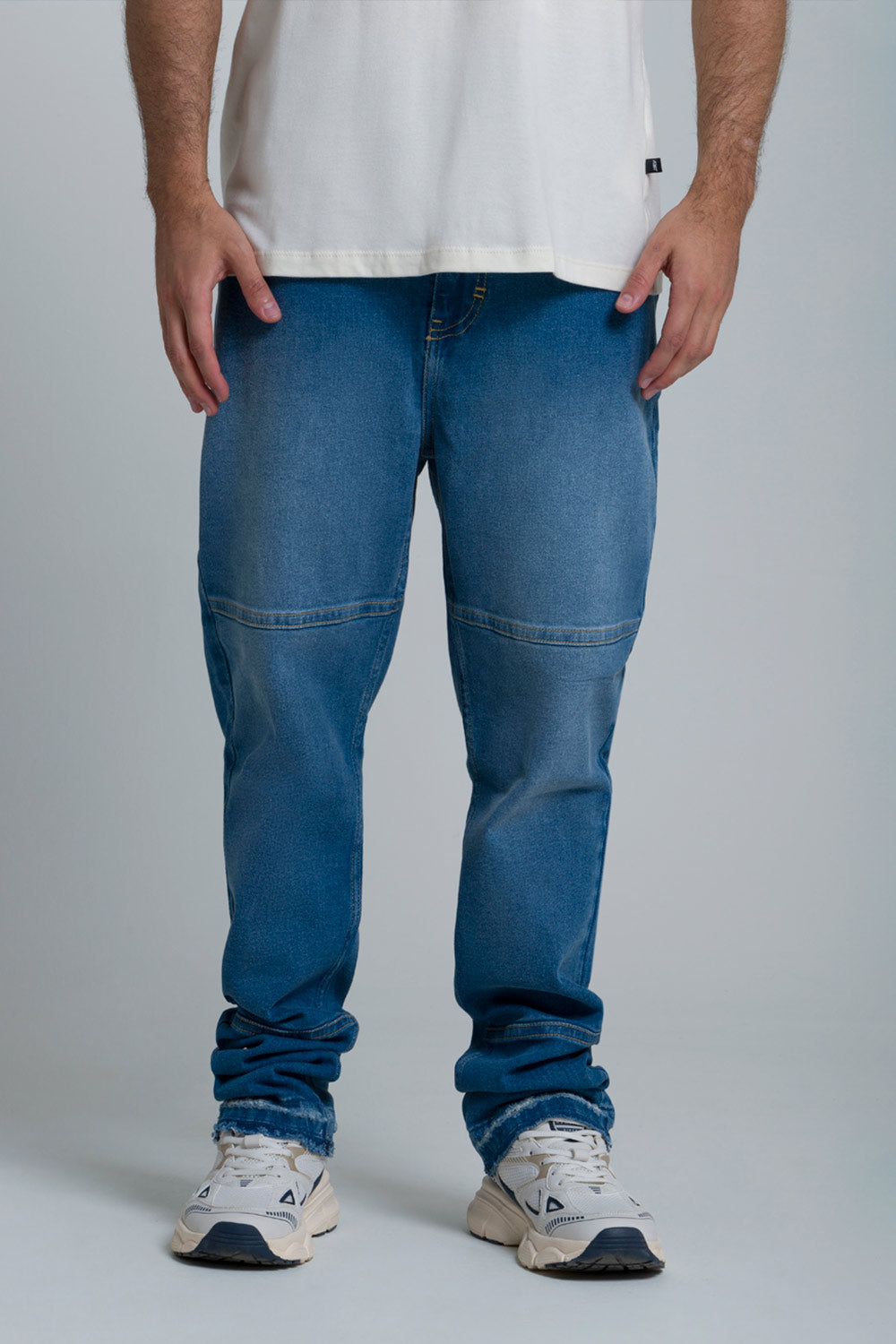 JEAN 5 BOLSILLOS COLOR AZUL CLARO