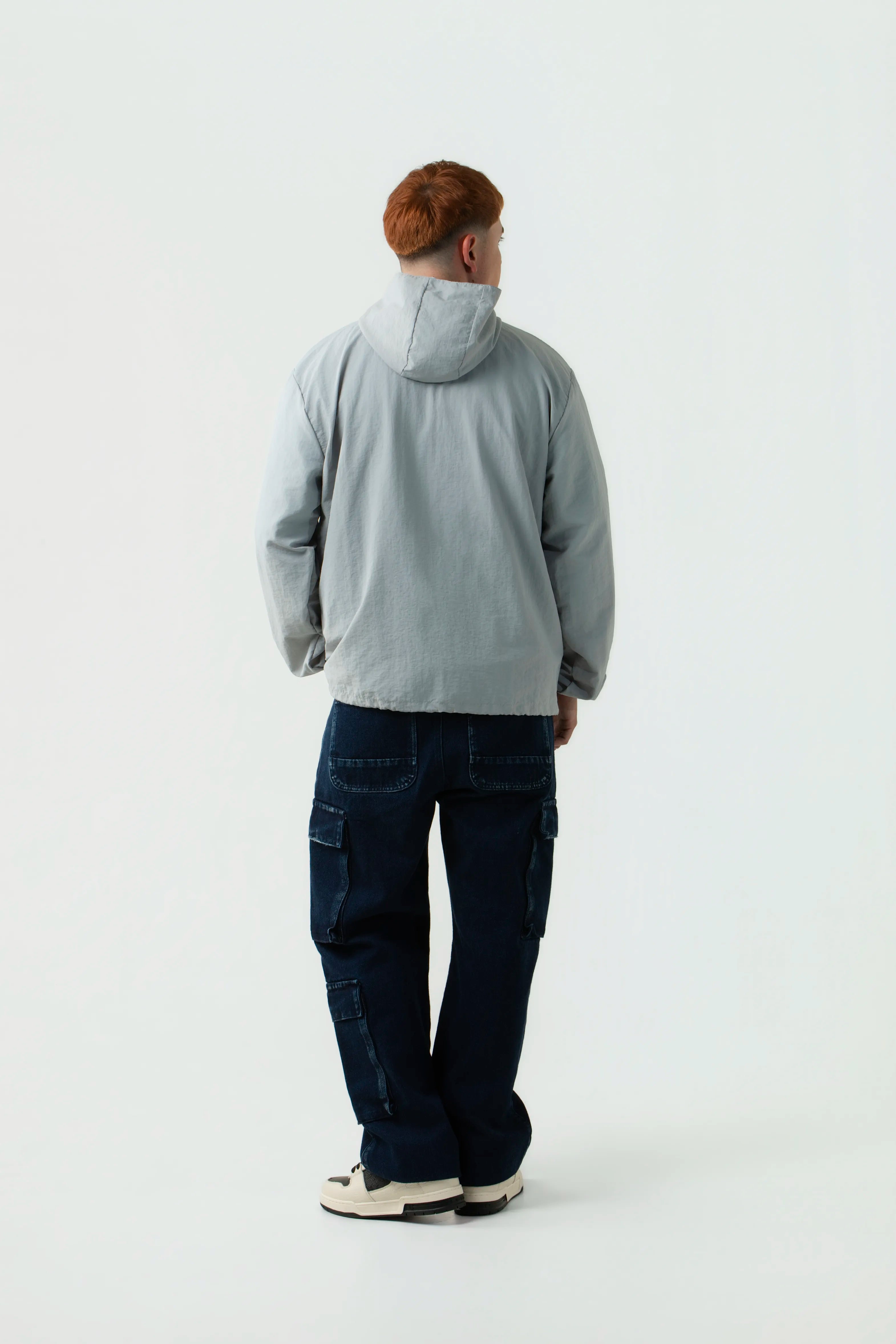 CHAQUETA ROMPEVIENTOS COLOR GRIS CLR